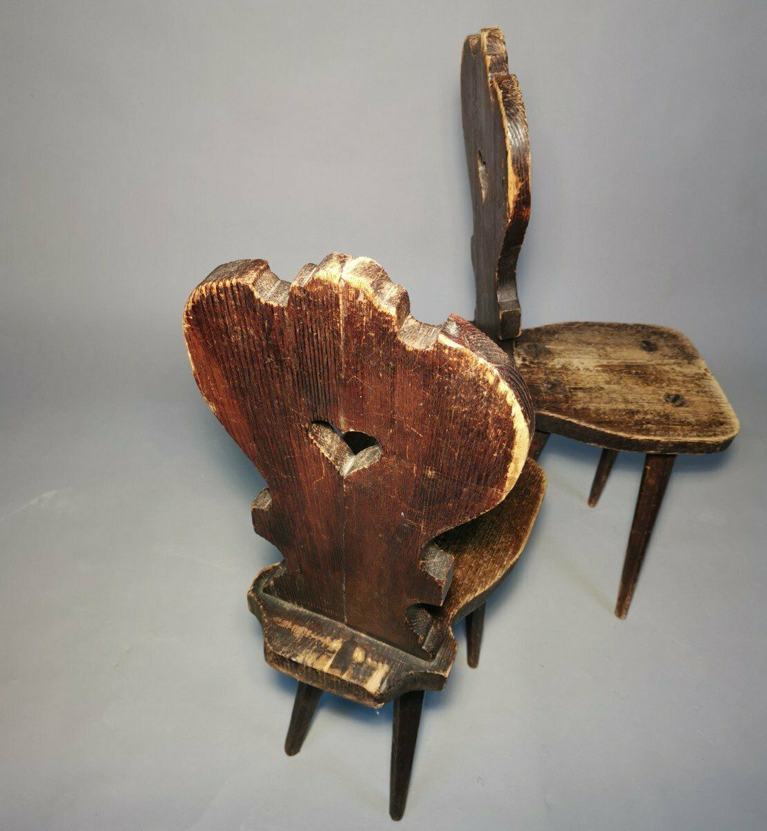 Paire de chaises de montagne suisses, XIXe siècle photo vinterior