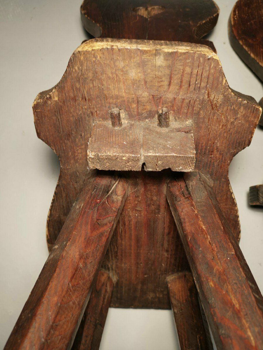 Mobilier Paire de chaises de montagne suisses, XIXe siècle photo