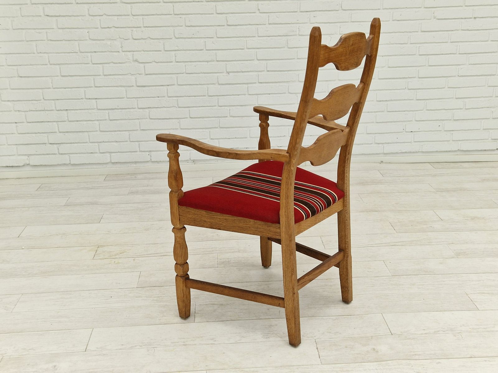 photo vinterior 1960s, Danish Design, Armchair, Oak Wood, Furniture Wool.