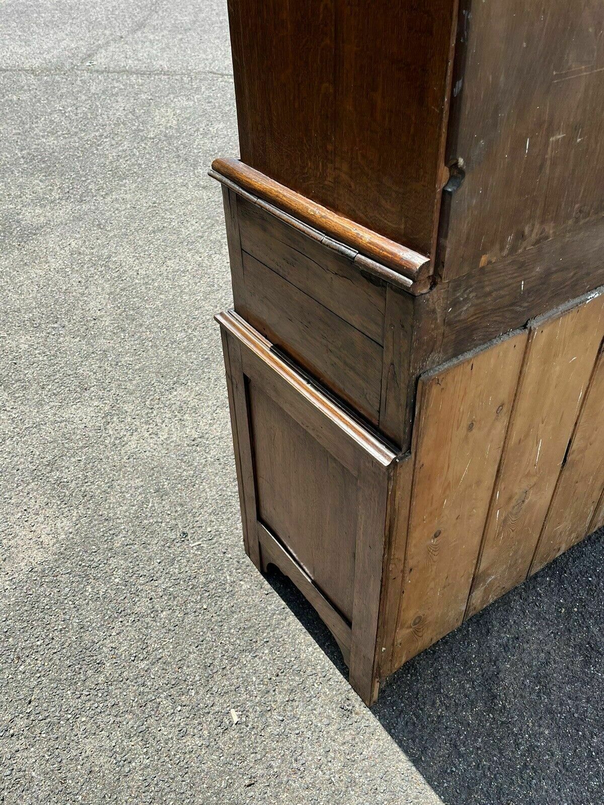 Georgian Oak Dresser, Amazing Colour, Loads Of Storage. photo 1195.0