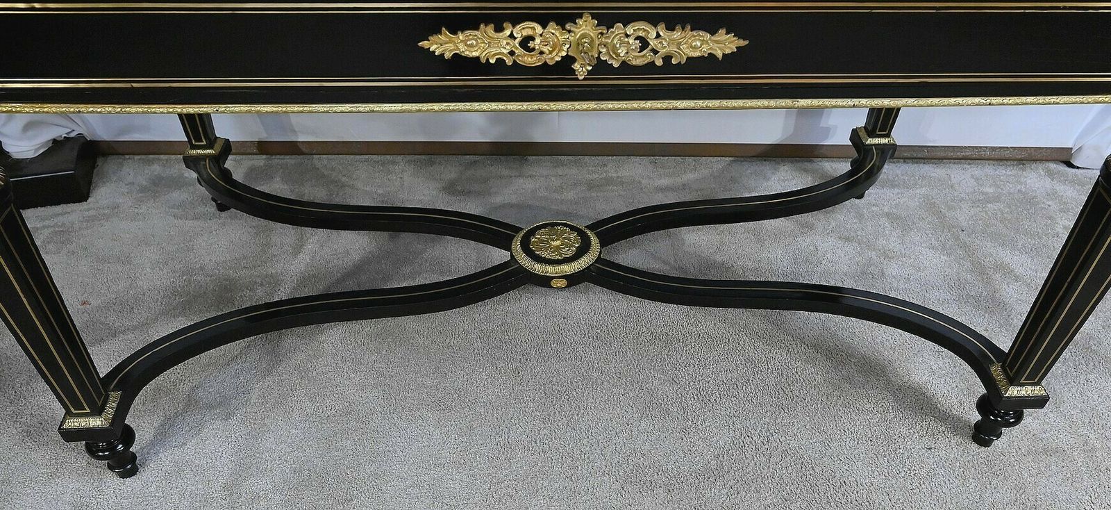 photo vintage All Sided Desk, Napoleon III Period – Mid 19th Century