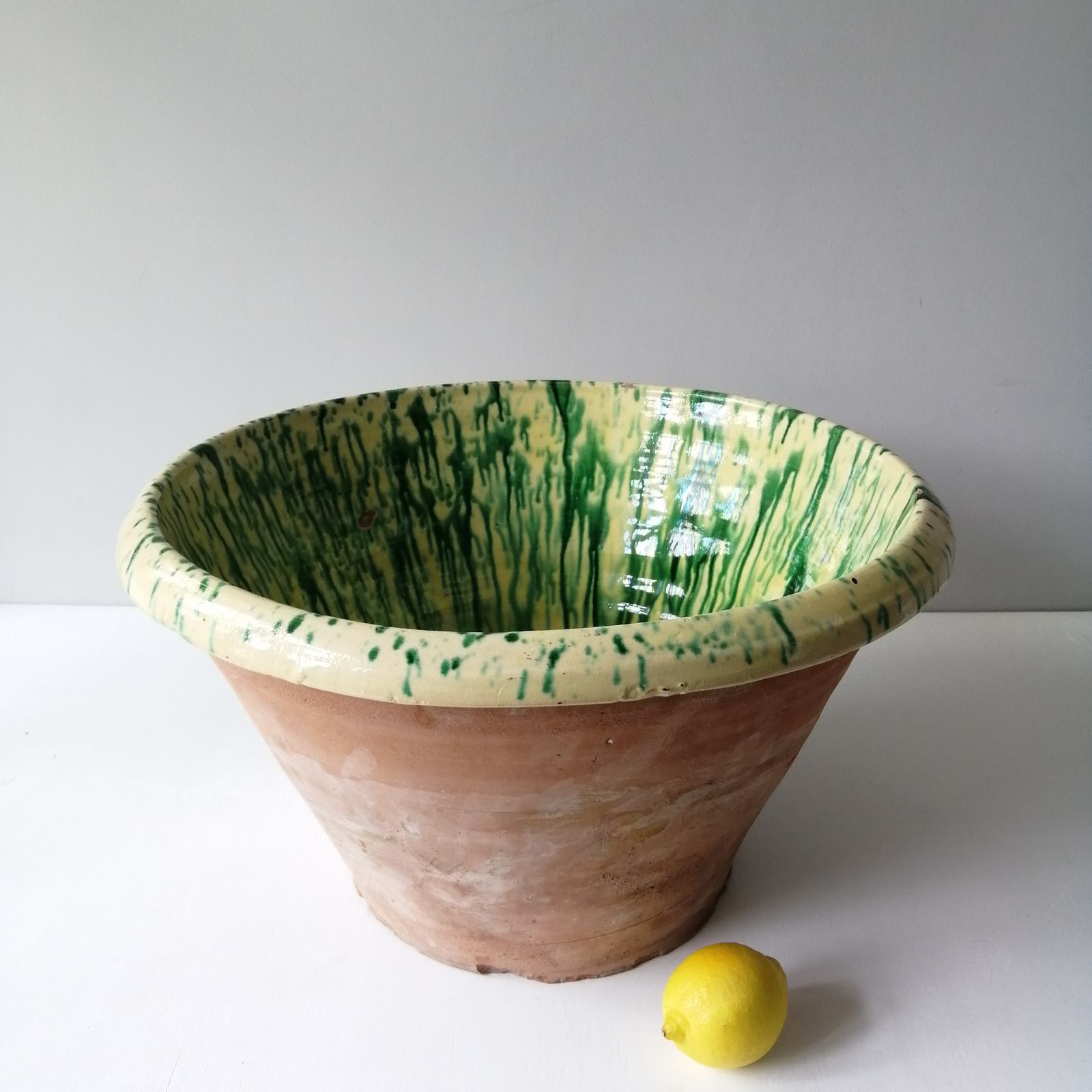 photo vinterior Antique Italian Passata /Dairy Bowl Drip Glaze 1900s  Puglia Italy