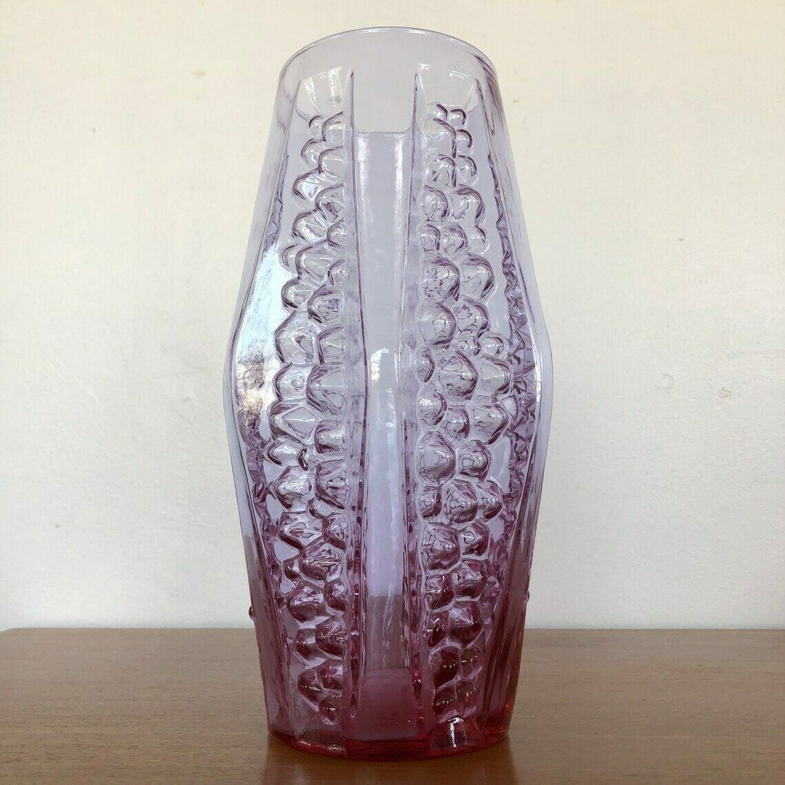 Large Mid Century Italian Neodymium Pink/Blue Glass Vase With Optic Panels Empoli 60's photo 50.0