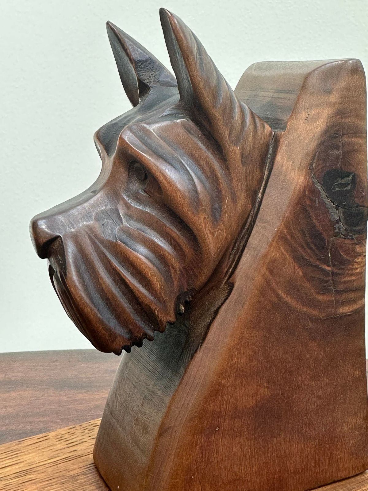 Wood Bookends Pair Of Carved Scottish Terrier Dog Figurines French Antique Art Deco photo 151.0