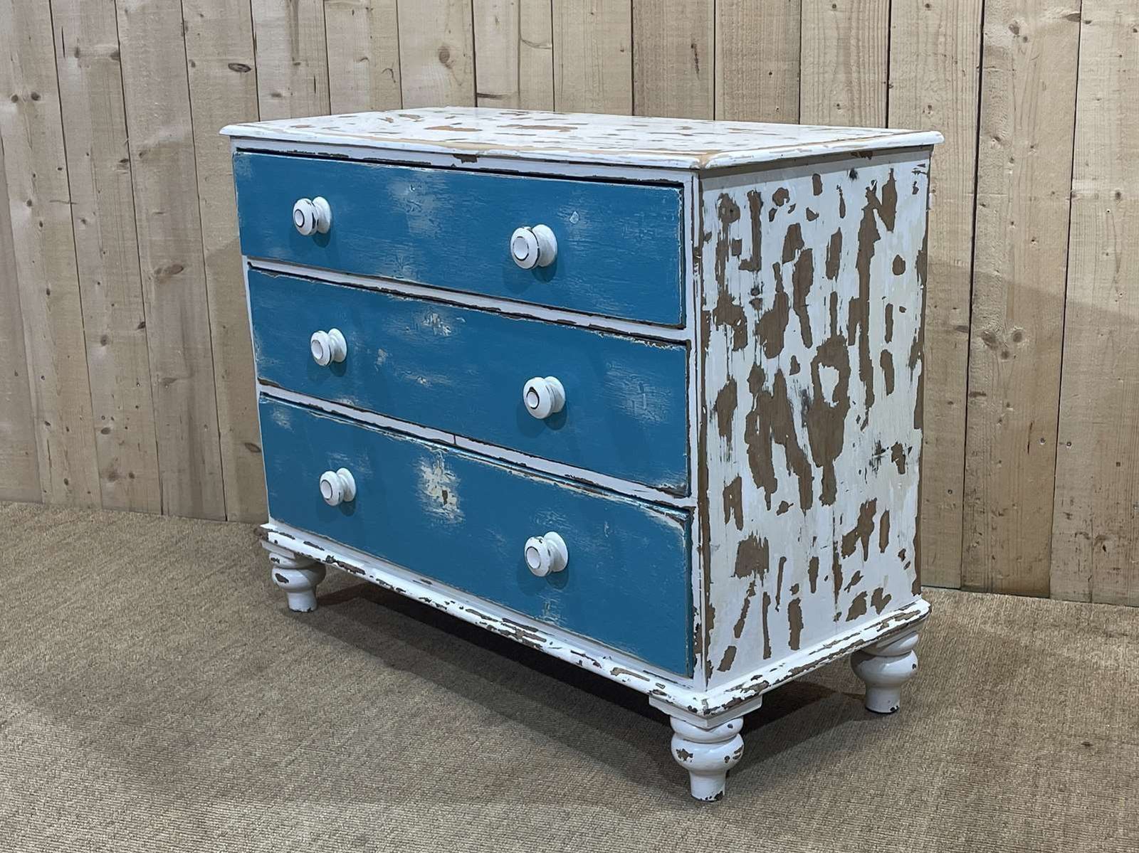 Furniture Victorian 19th Century Chest Of Drawers In Painted Fir photo