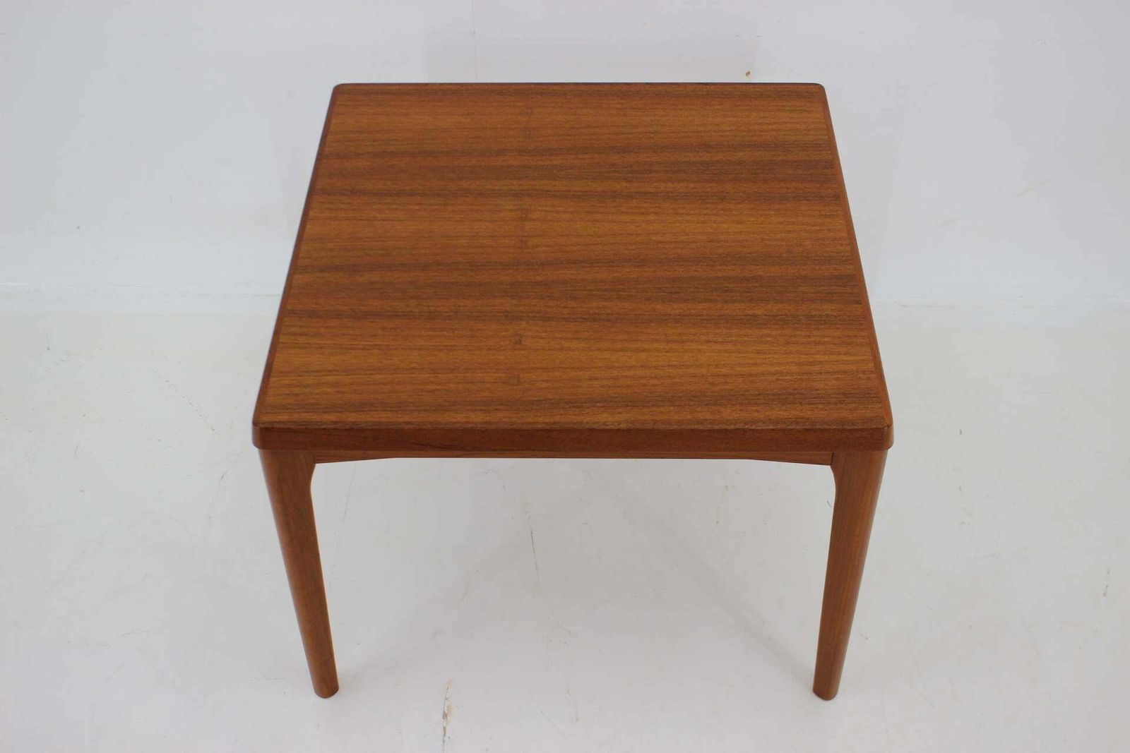 1960s Henning Kjærnulf Teak Coffee Table By Vejle Mobelfabrik, Denmark photo furniture
