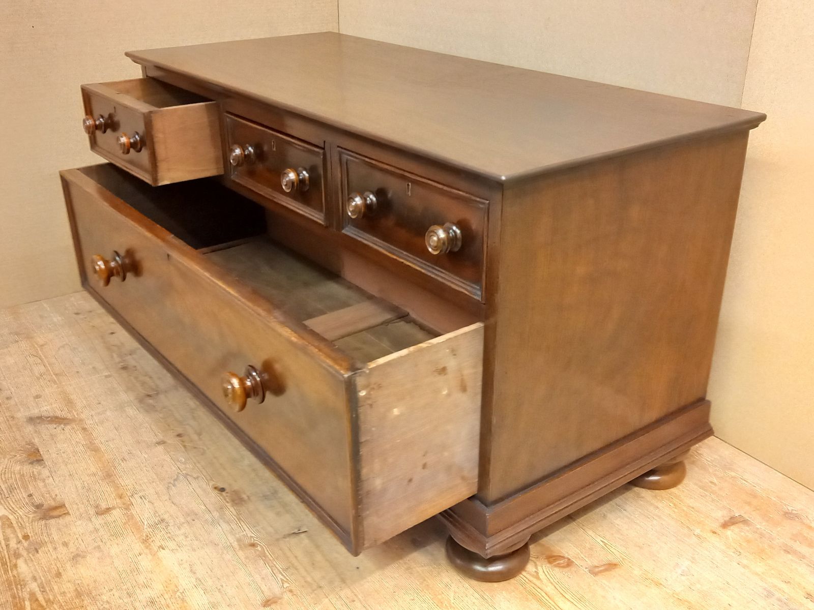 Chest Of Drawers, 1890's, Mahogany photo furniture