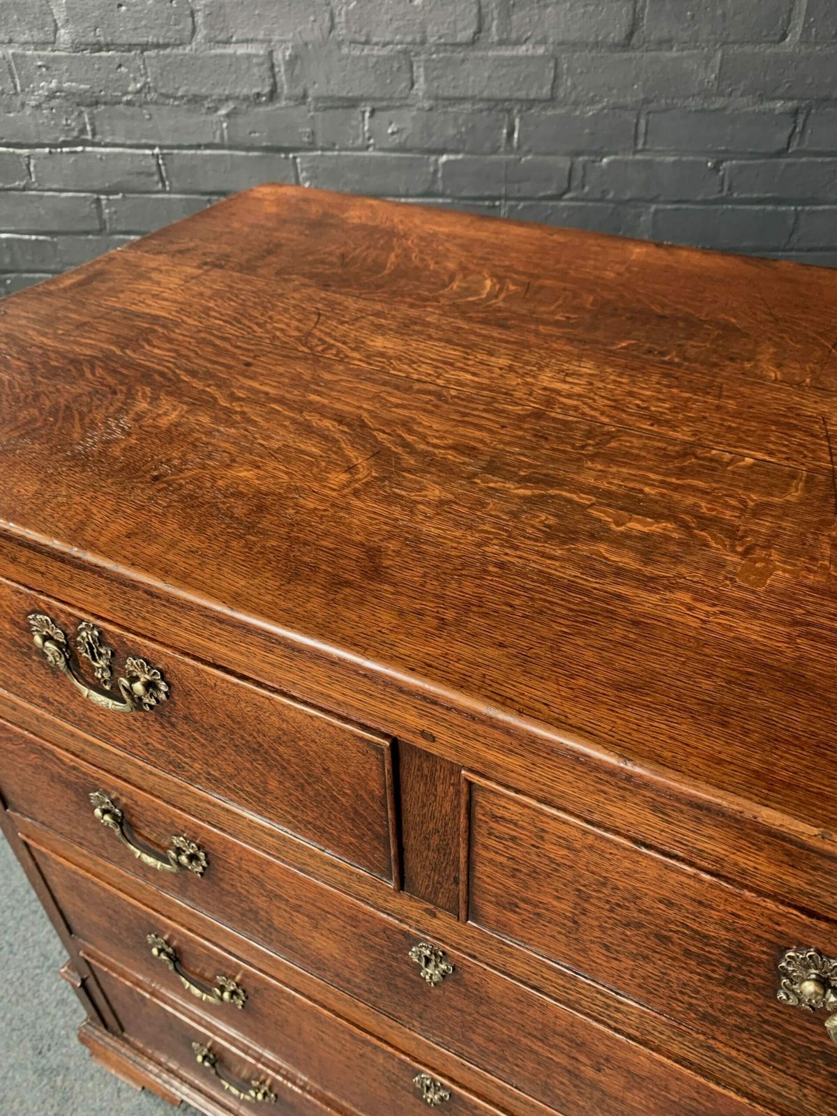 Fine Quality George III Oak Chest Of Drawers photo buy