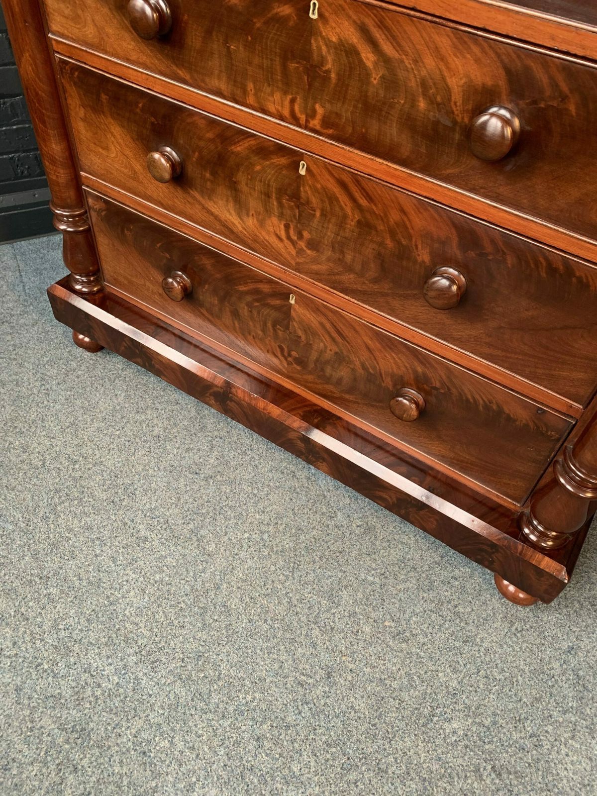 photo furniture 19th Century Chest Of Drawers By R H And J Simpson