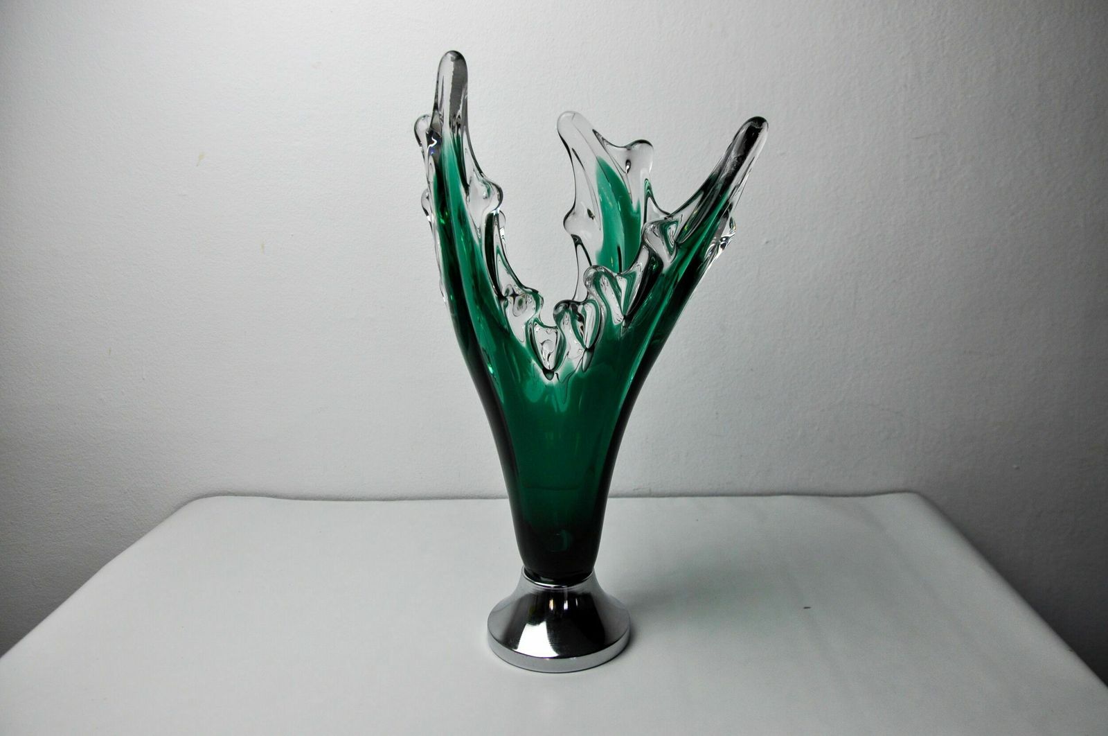 Sommerso Vase By Seguso In Green Murano Glass, Italy, 1970 photo for sale