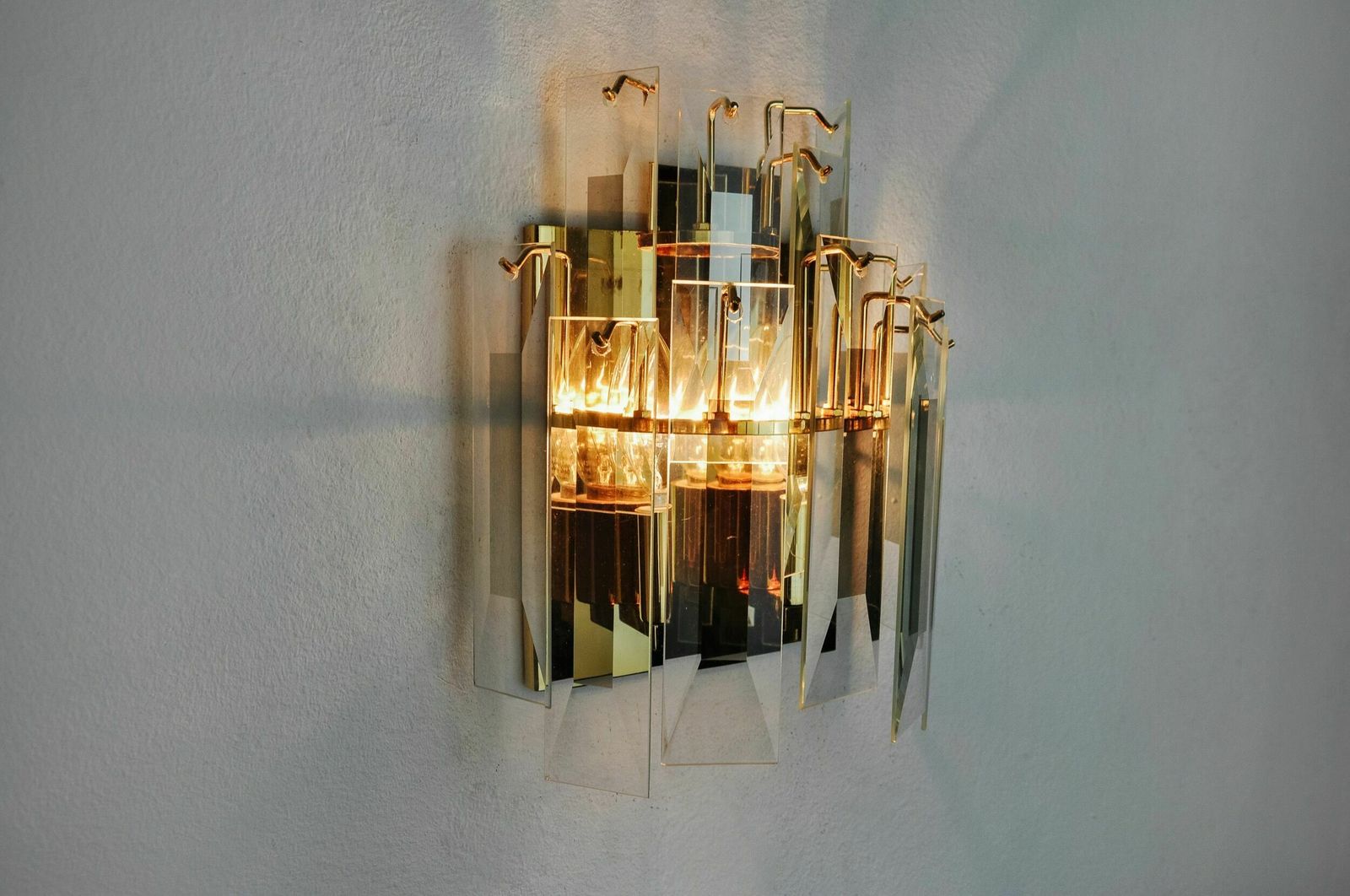 Venini Wall Lamp, Cascading Bevelled Glass, Italy, 1970 photo vinterior
