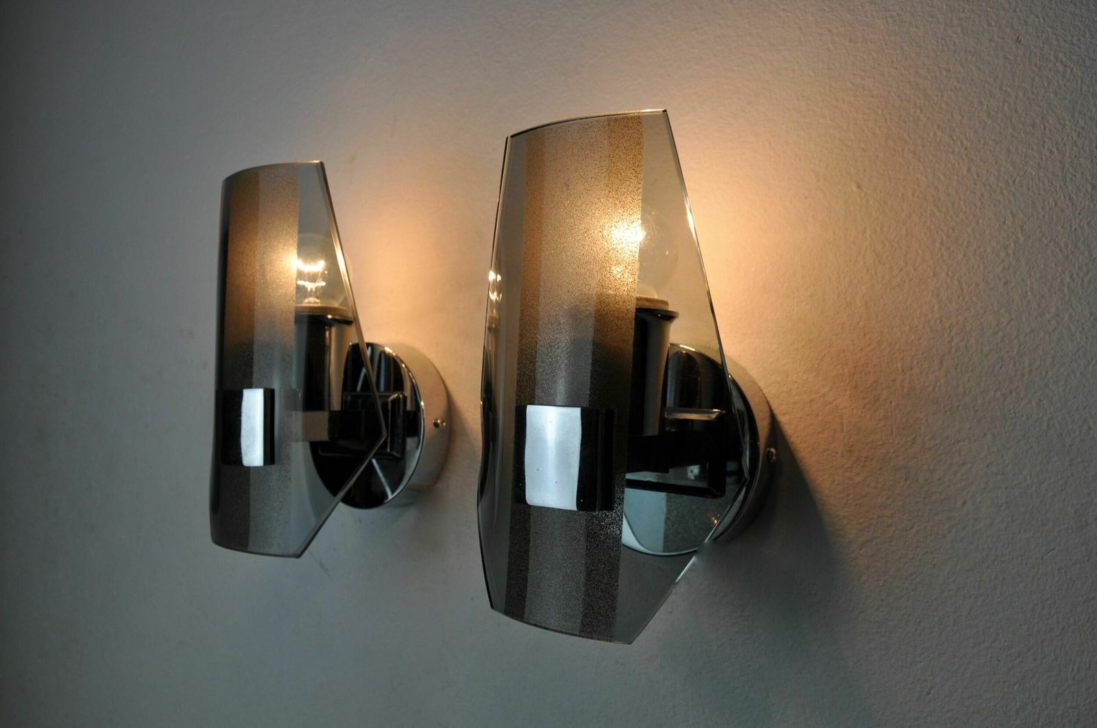 Pair Of Veca Wall Lamps, Black Murano Glass, Italy 1970 photo vinterior