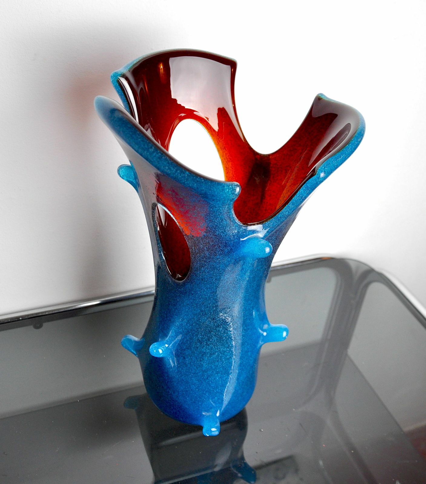 Sommerso Vase By Seguso In Two Tone Murano Glass, Italy, 1970 photo vinterior