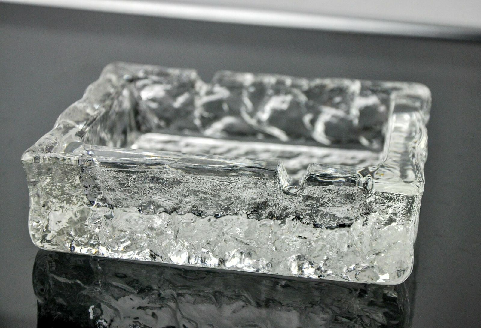 Ice Ashtray By Antonio Imperatore, Murano Glass, Italy, 1970 photo vinterior