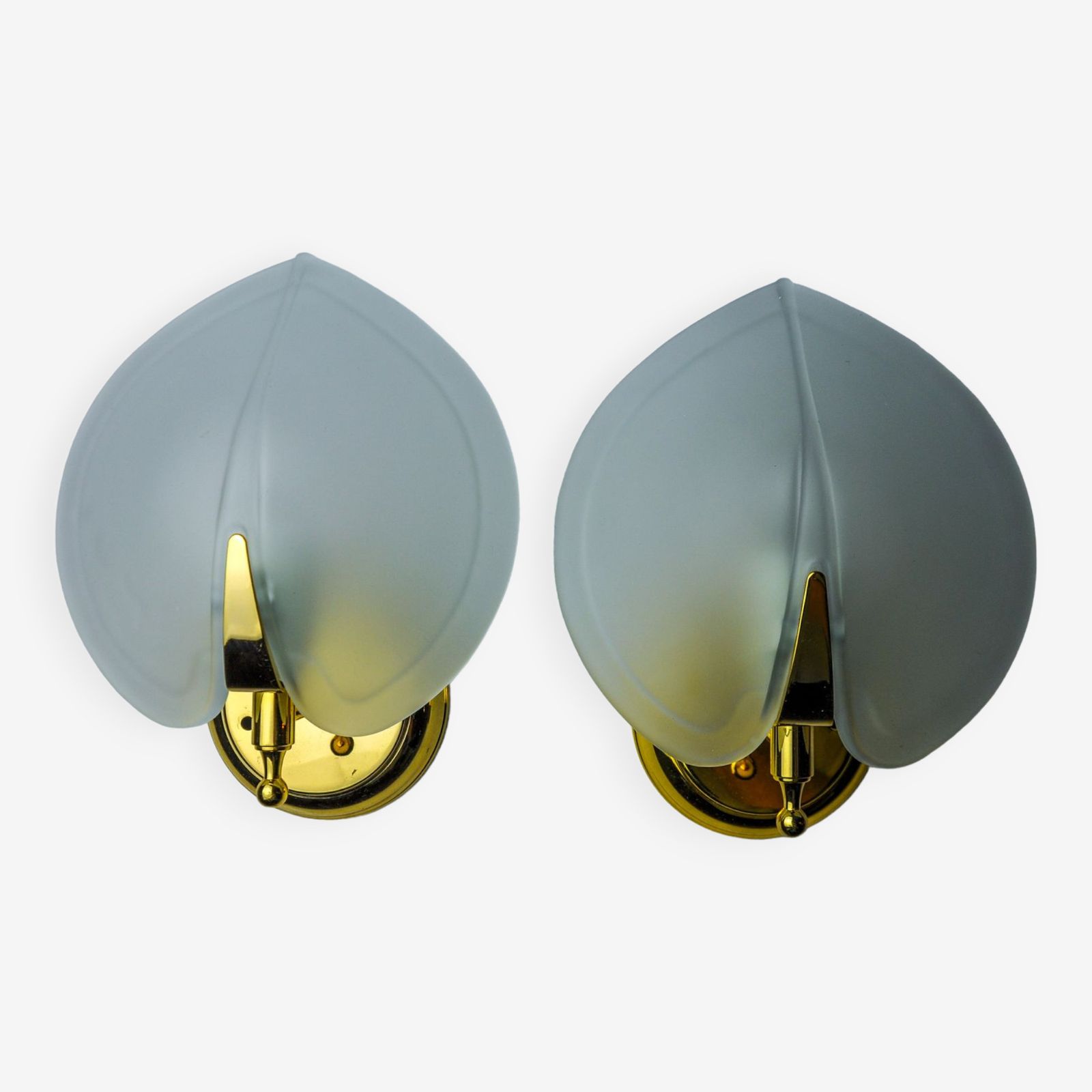 Pair Of "Leaf" Sconces In Opaque Glass, Murano, Italy 1980