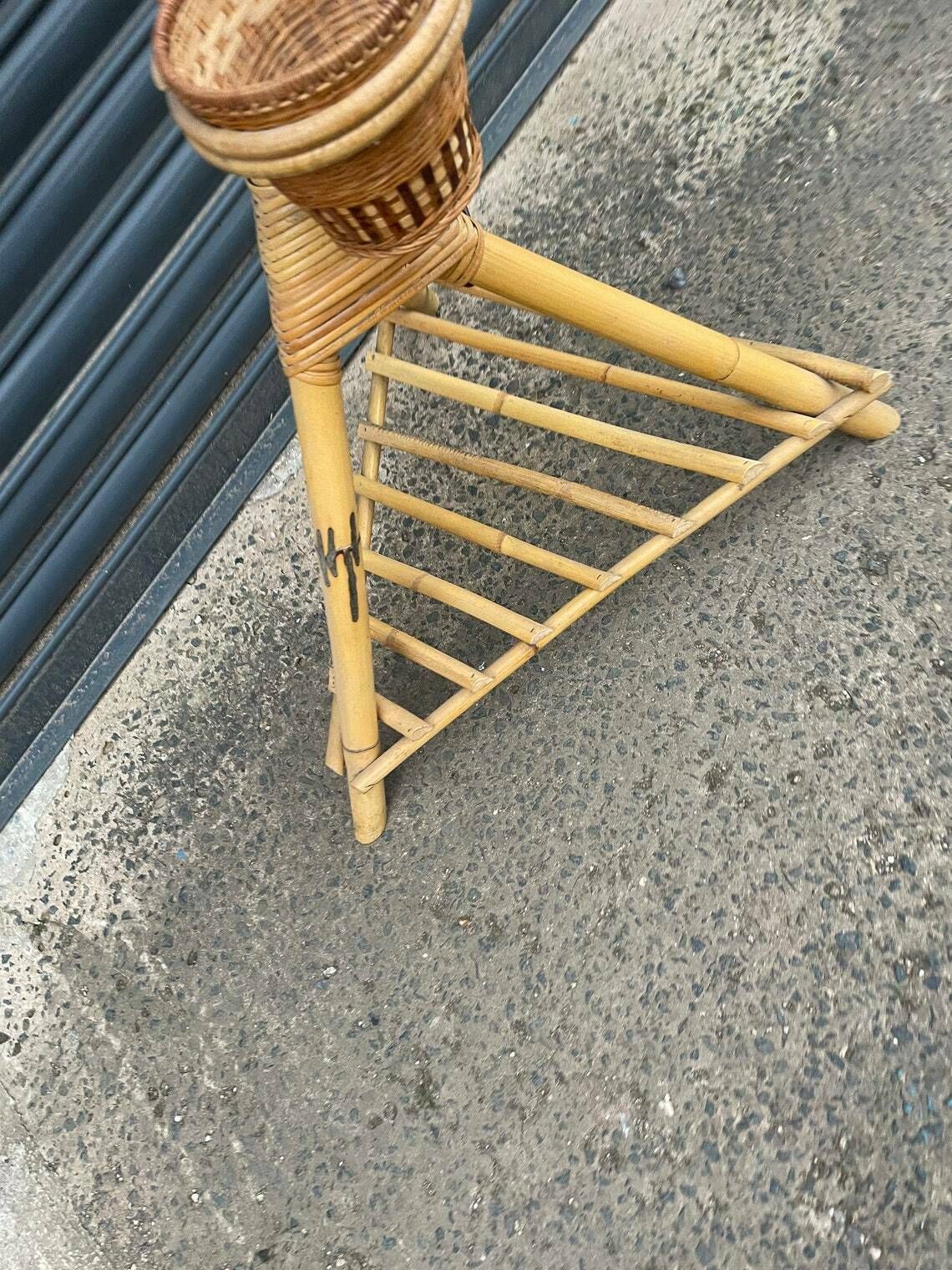 photo furniture Rare Vintage Light Standard Lamp Bamboo Tiki Plant Stand