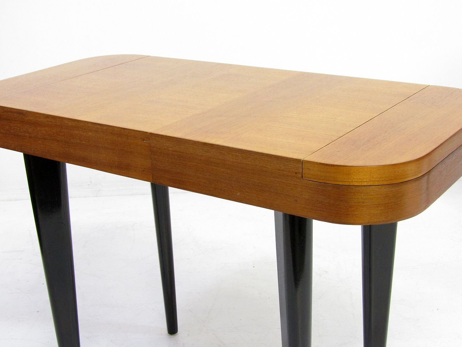 Two Paldao Line Art Deco End Tables By Gilbert Rohde For Herman Miller, C 1940 photo buy