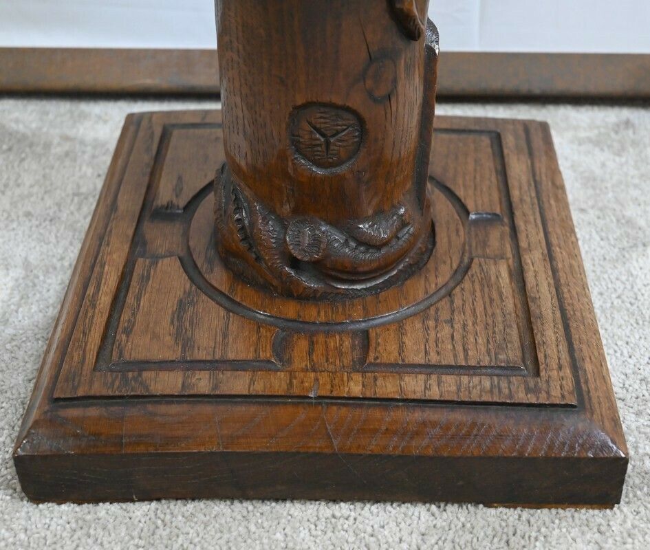 photo vinterior Column In Oak And Walnut, Art Nouveau – 1900