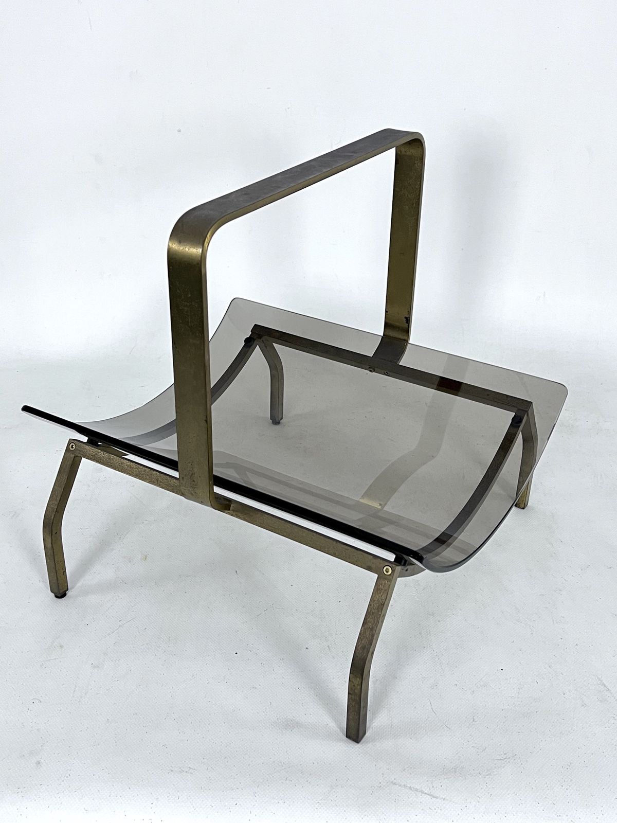 Fontana Arte, Mid Century Brass And Curved Glass Magazine Holder. Italy 1960s photo buy
