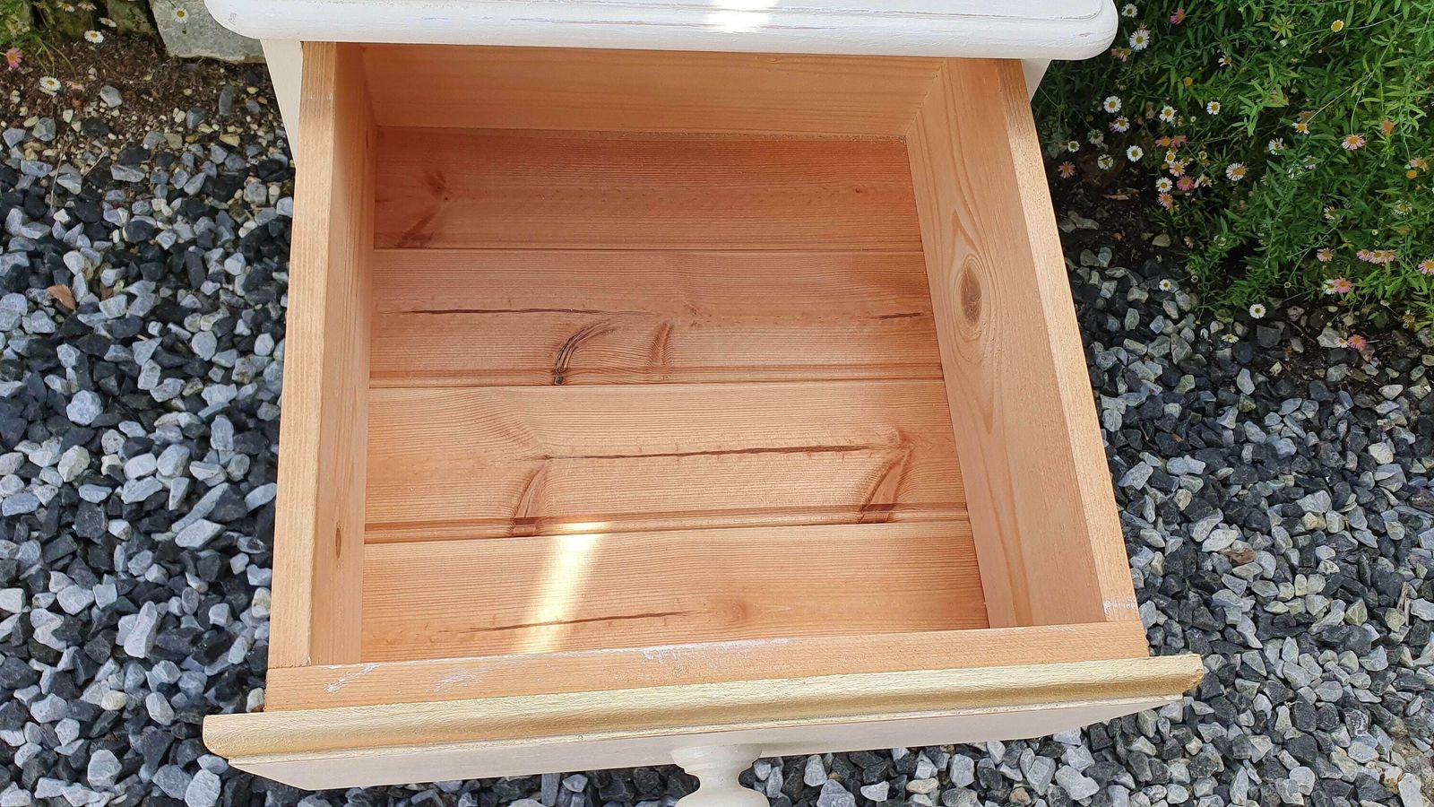 photo furniture Top Quality Hand Painted In Farrow And Ball Bedside Table Chest Of Drawers Sustainable Scandinavian Pine