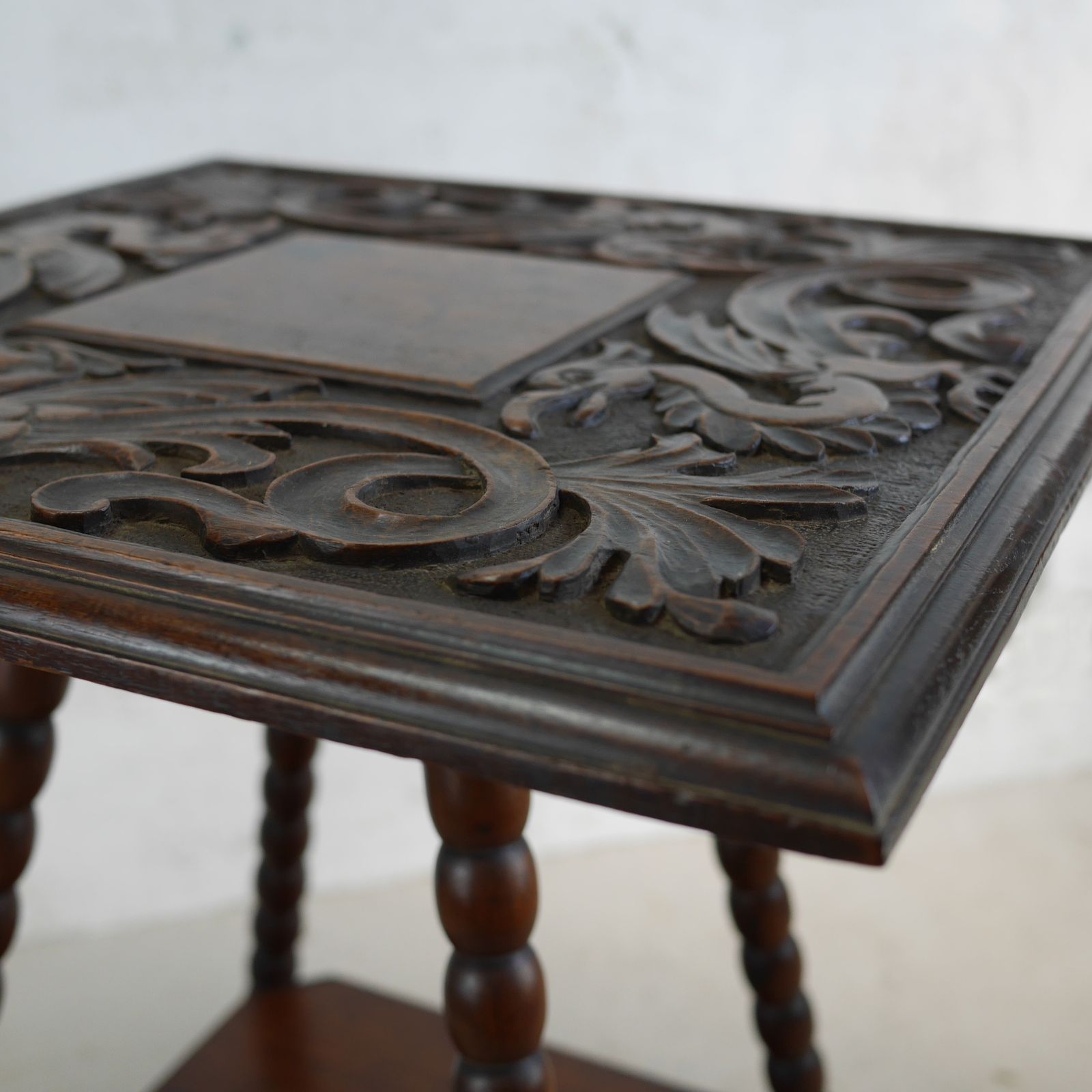 photo vintage Antique Side Lamp Table Carved Griffins With Bobbin Legs Godwin Style