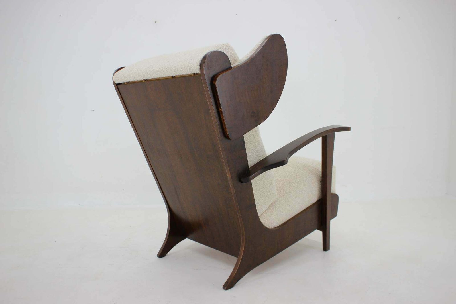 1940s Unique Large Wing Chair In Wool Boucle, Restored photo vinterior