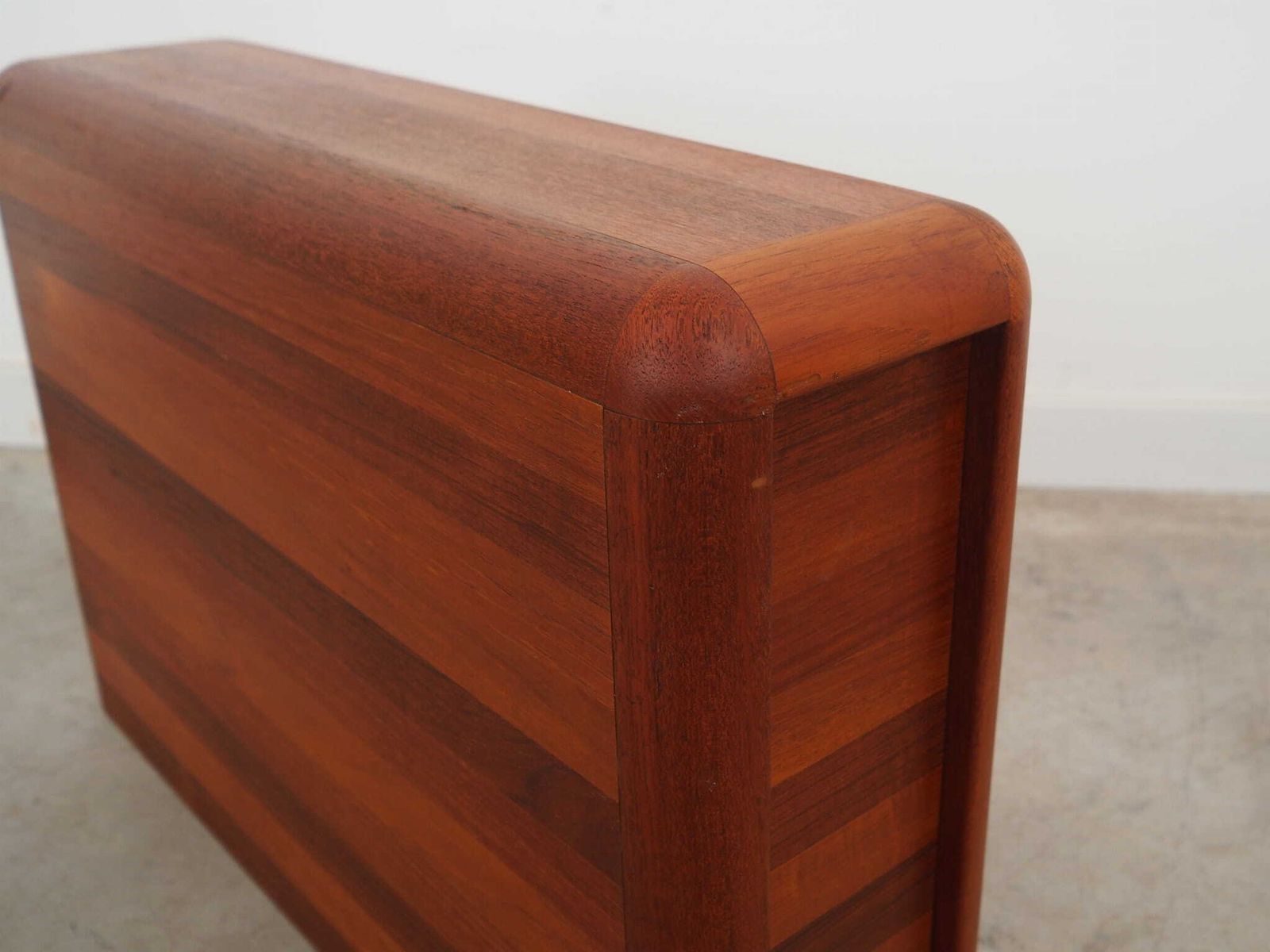 Teak Bar, Danish Design, 1970s, Production: Denmark photo vinterior