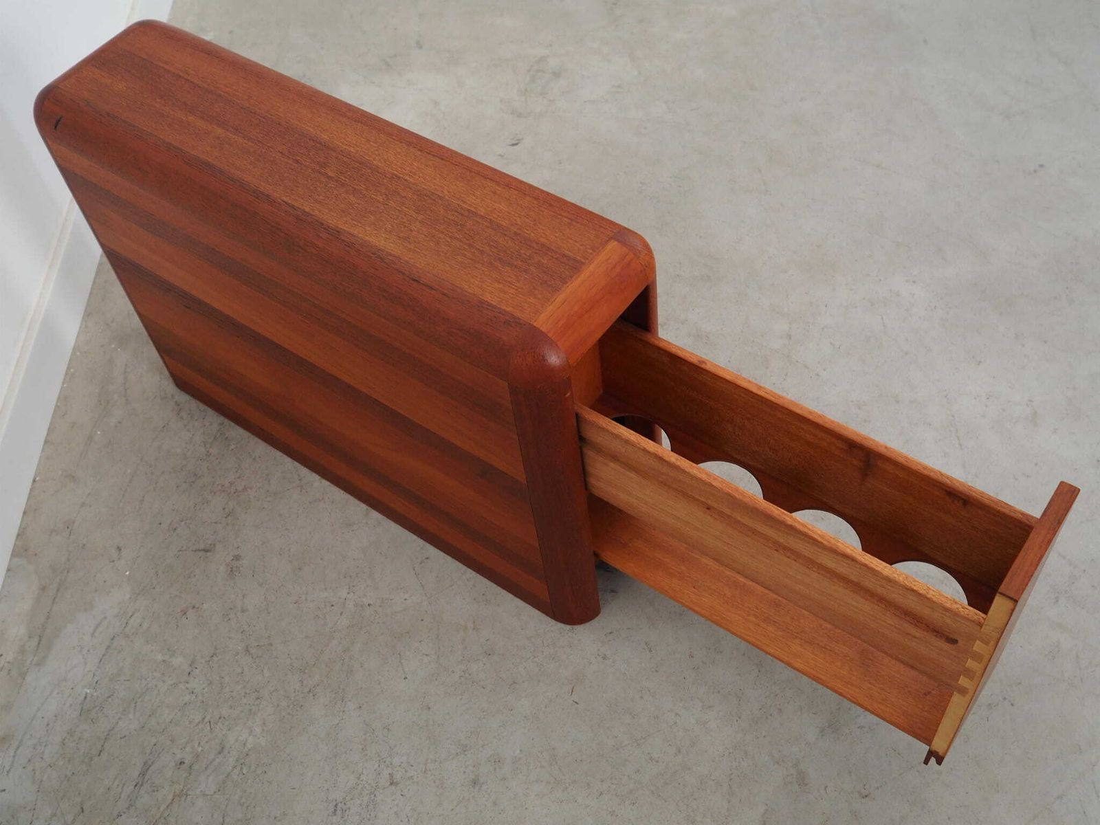 Teak Bar, Danish Design, 1970s, Production: Denmark photo vintage