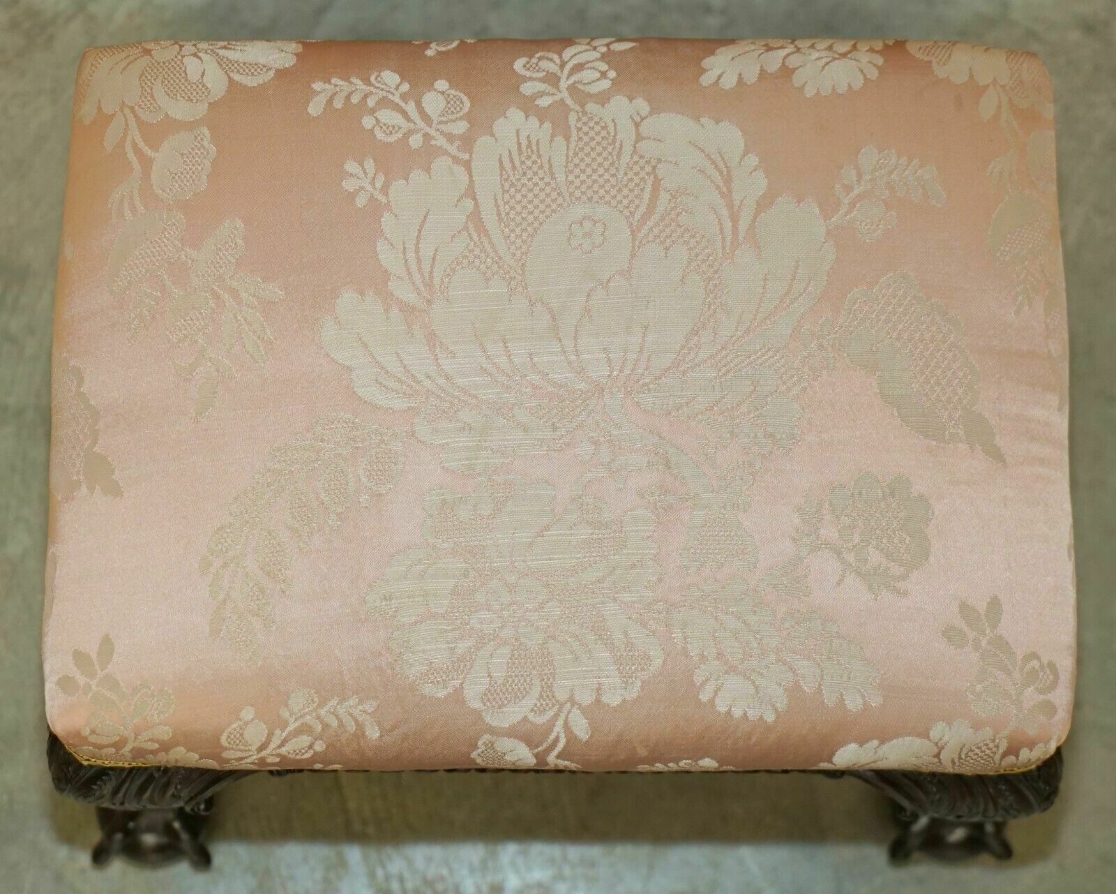 photo vinterior Sublime Pair Of Antique Victorian Claw & Ball Mahogany Framed Small Footstools