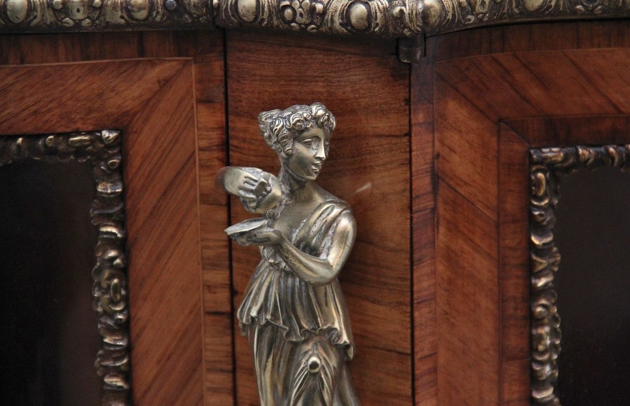 4450.0 19th Century Kingwood And Marble Top Credenza photo