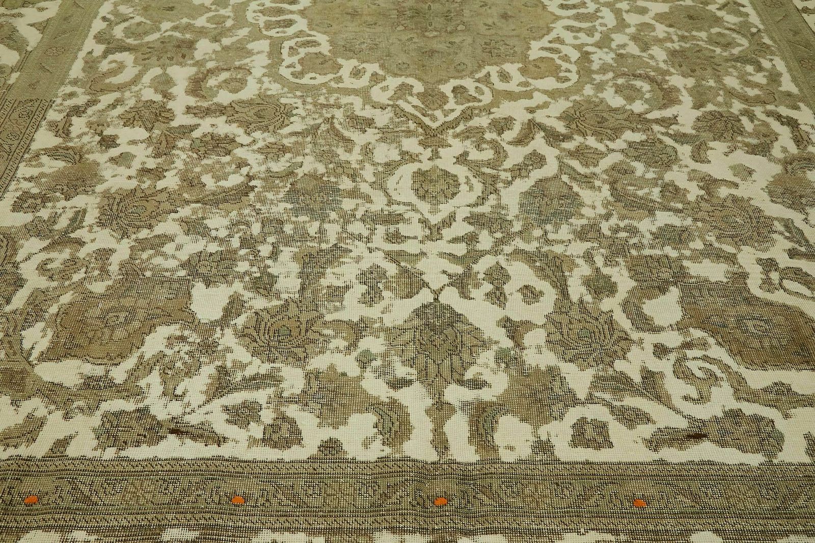 photo for sale Handmade Beige 1980's Vintage Large Area Rug ( 395 X 300 Cm )
