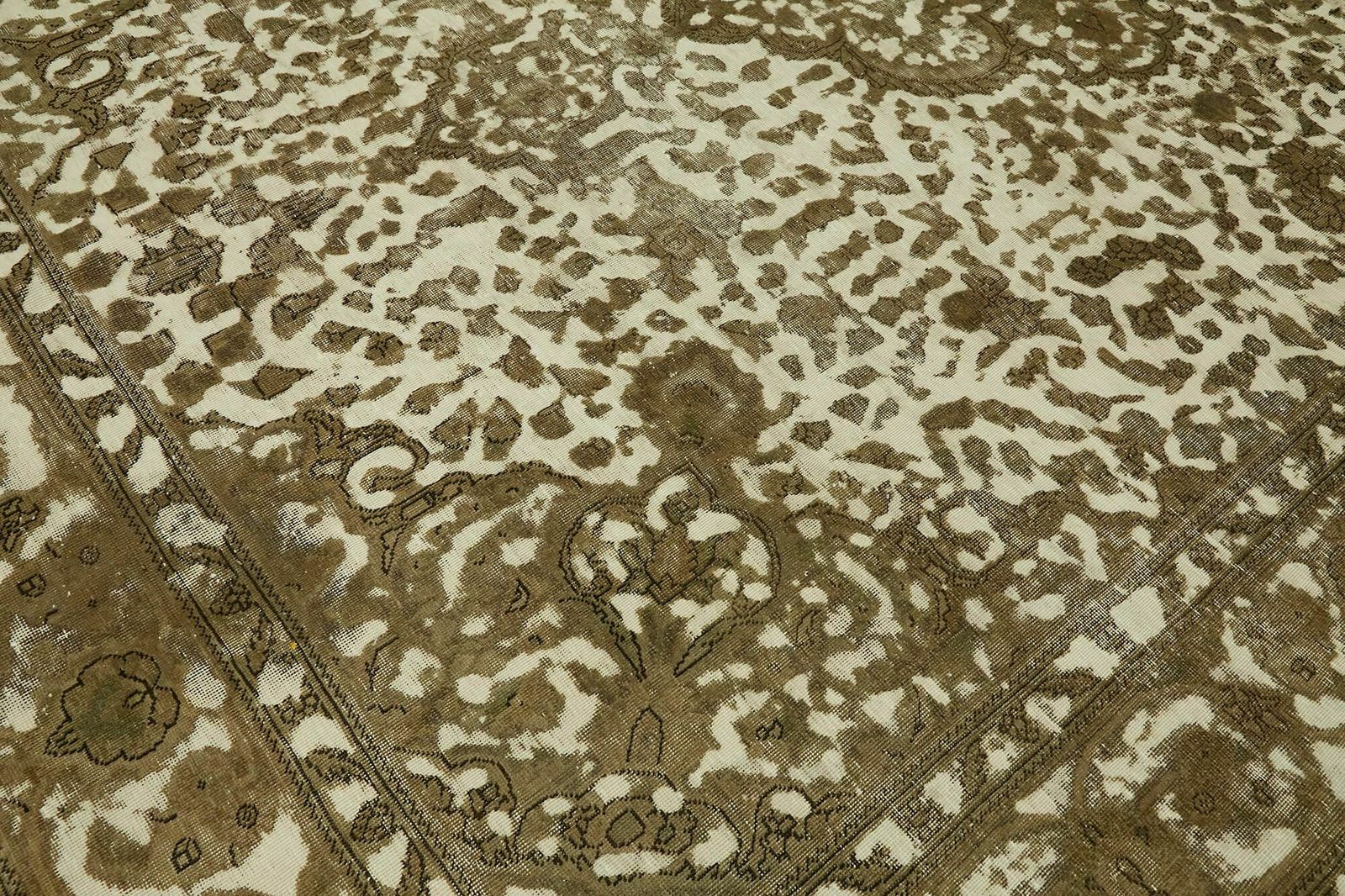 photo furniture Handmade Beige 1980's Vintage Large Area Rug ( 380 X 292 Cm )