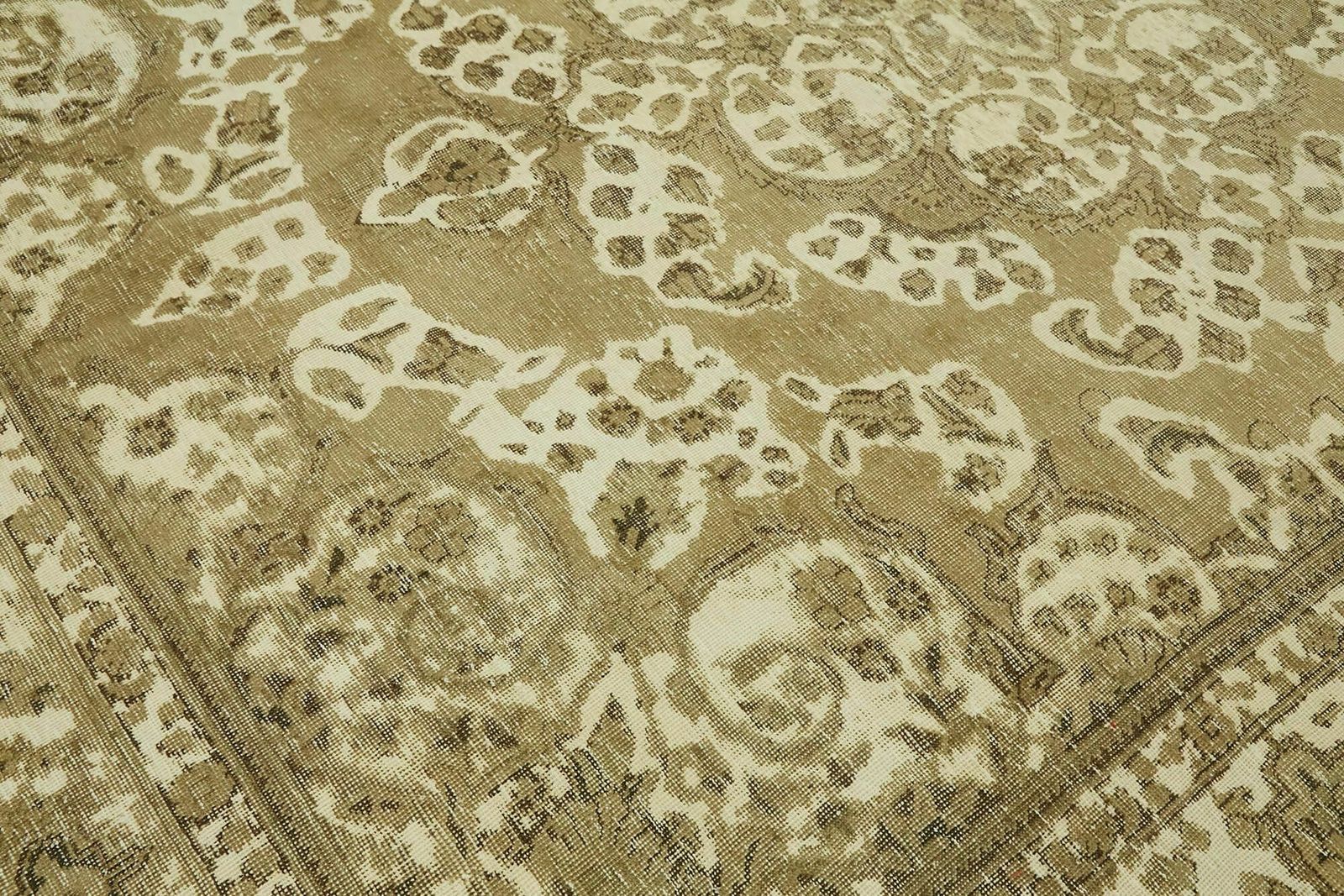 photo furniture Handmade 1980's Beige Vintage Large Area Rug ( 374 X 286 Cm )
