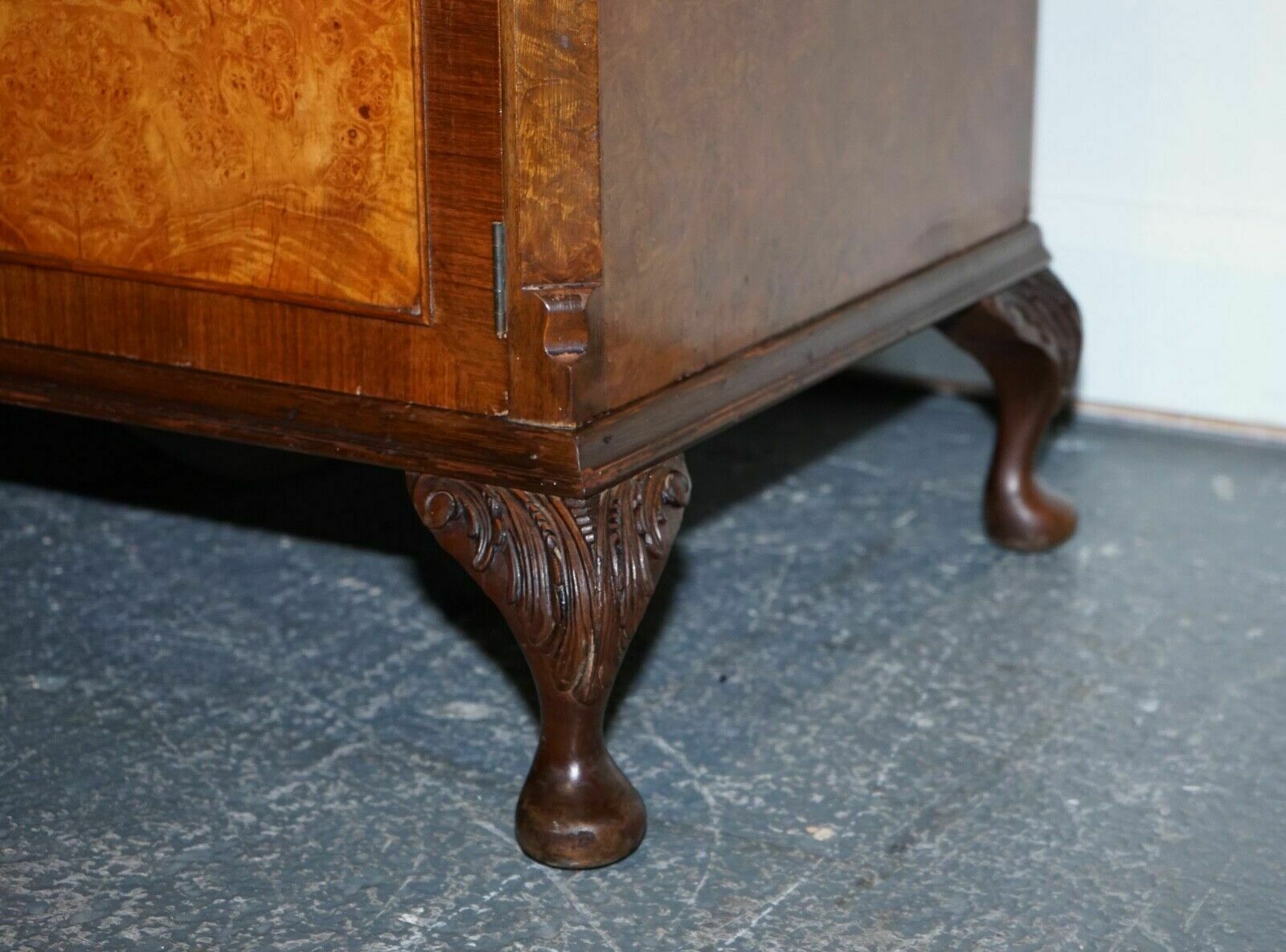 photo furniture Antique Distressed Burr Walnut Triple Wardrobe With Queen Anne Legs