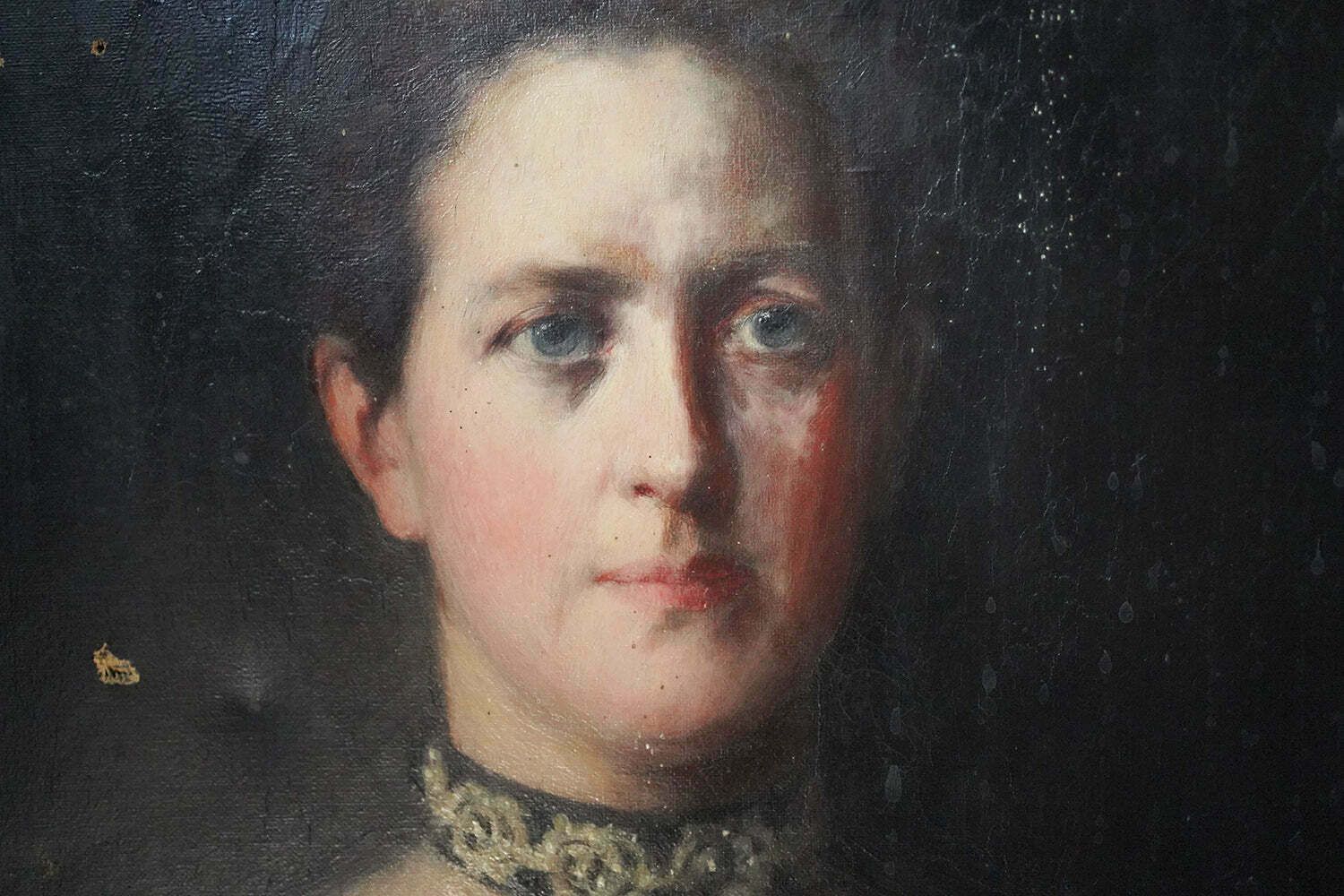 photo furniture Robert Edward Morrison (1852 1925); A Good Oil On Canvas Portrait Of A Lady Dated To 1889