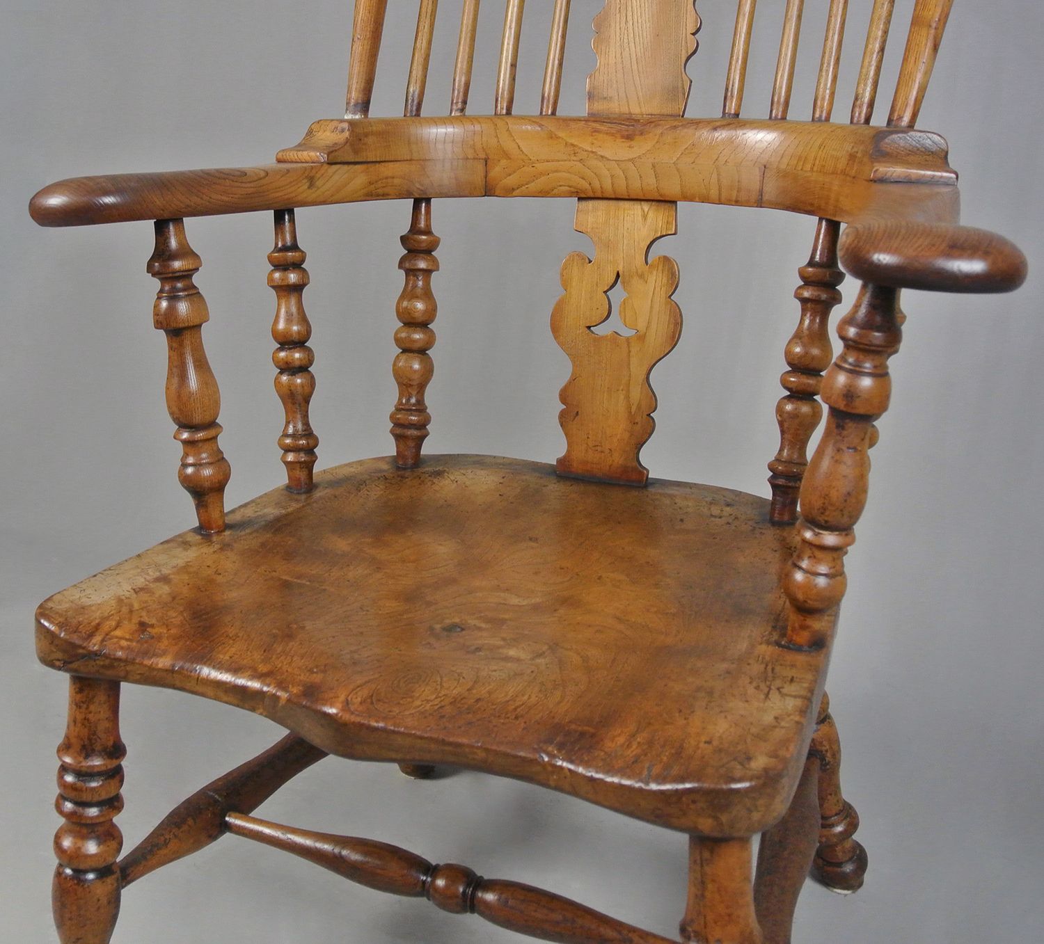 Rare 19th Century Yew, Elm And Ash Windsor Chair C. 1850 photo Furniture