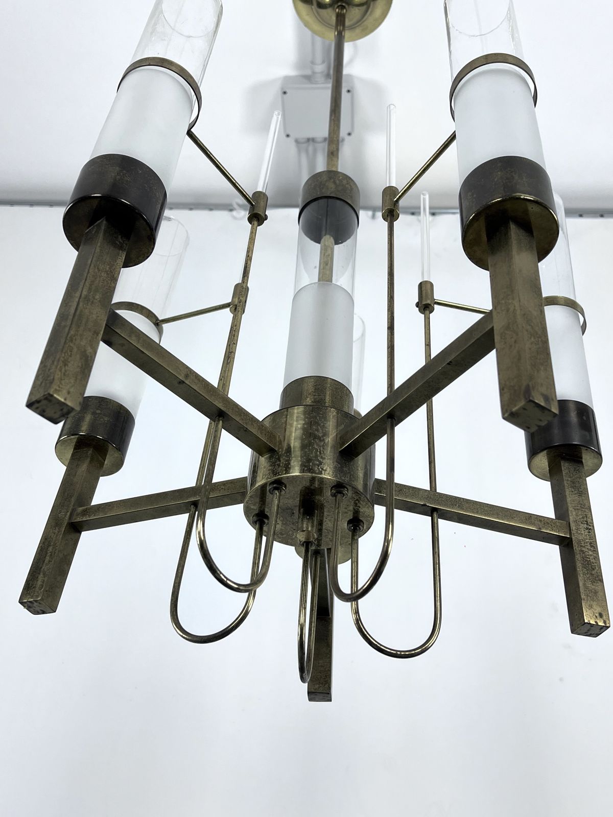 photo furniture Sciolari, Five Arms Brass And Glass Tube Chandelier. Italy 1960s