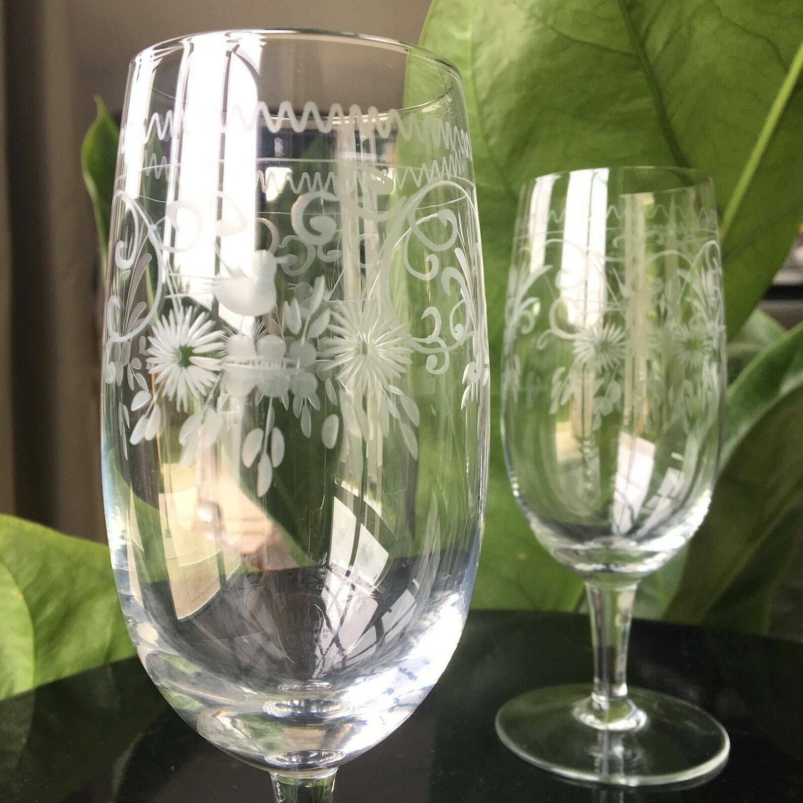 8x Antieke Waterglazen | Theresienthal | Vogelgravure photo vinterior