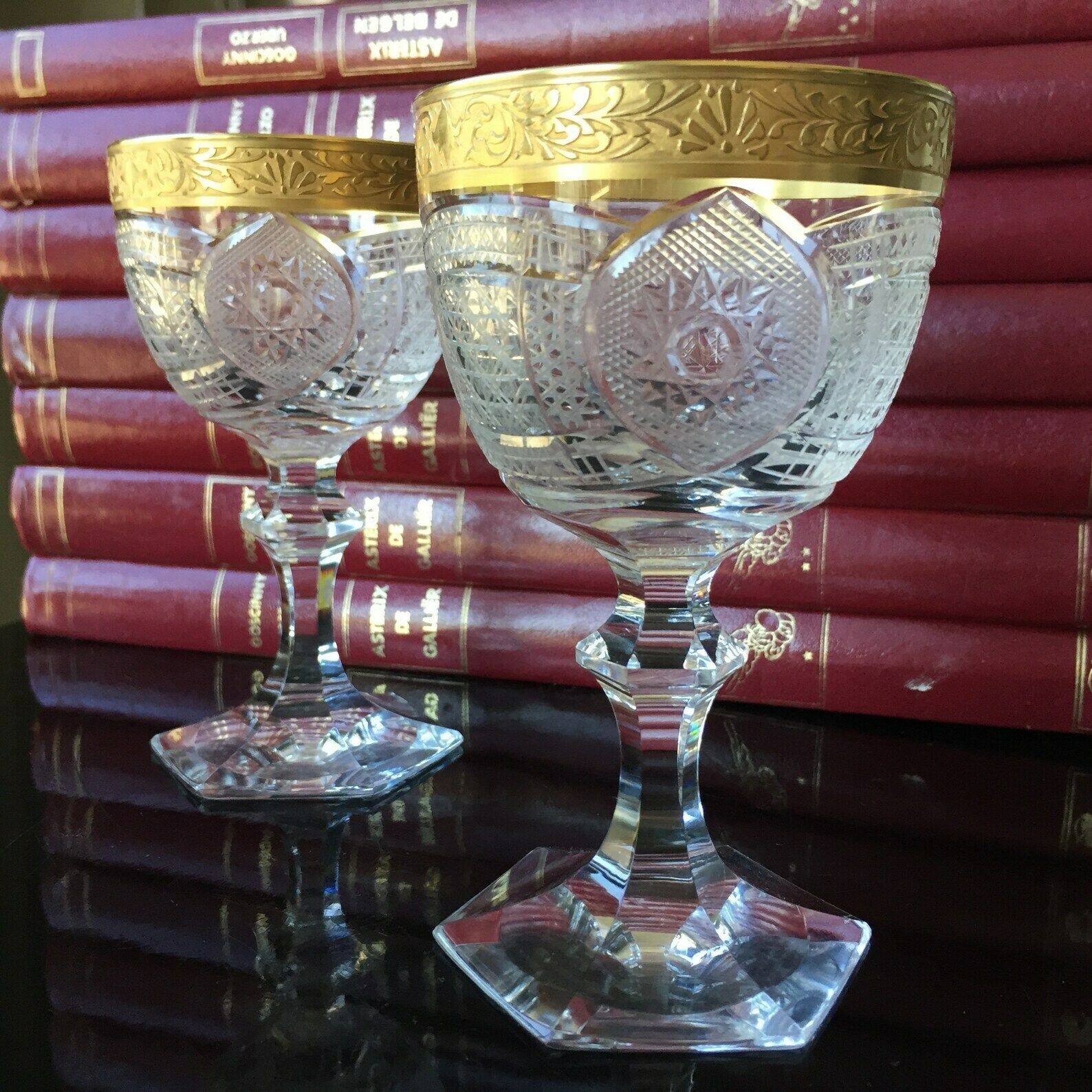 Antiek Venetiaans Glaskunst – Murano Wijnglazen – Zeshoekige Voet photo for sale