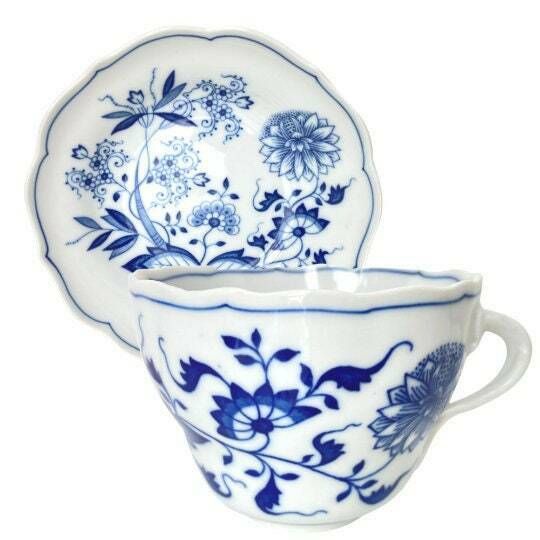 24x Blue Onion Dinnerware | Flat Plates With Cup And Saucers | Hutschenreuther Rosenthal photo furniture