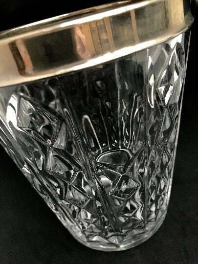 Ice Bucket With Handle Mid Century Mixology Tools Crystal Ice Bucket, 50s   60s . Cut Heavy Crystal With Stainless Steel Metal, photo vintage