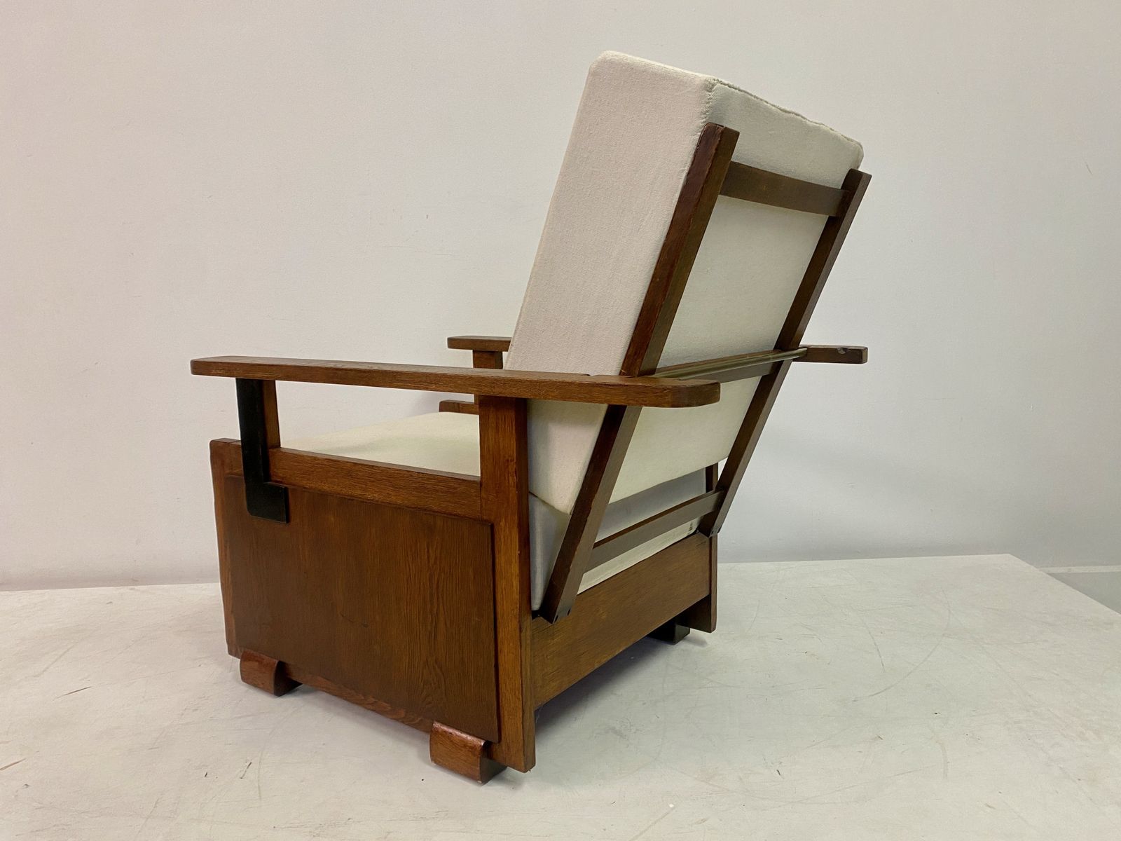 1930s Dutch Amsterdam School Armchair photo vinterior