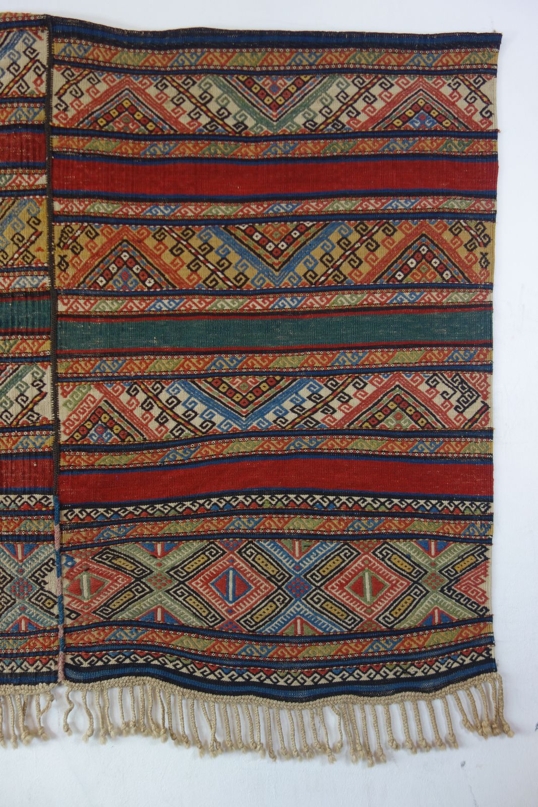 Great Britain With Deliveries Duties Paid | Antique Caucasian Kilim Rug Carpet |  146 Cm X 110 Cm | 4'79'' X 3'28'' photo vinterior