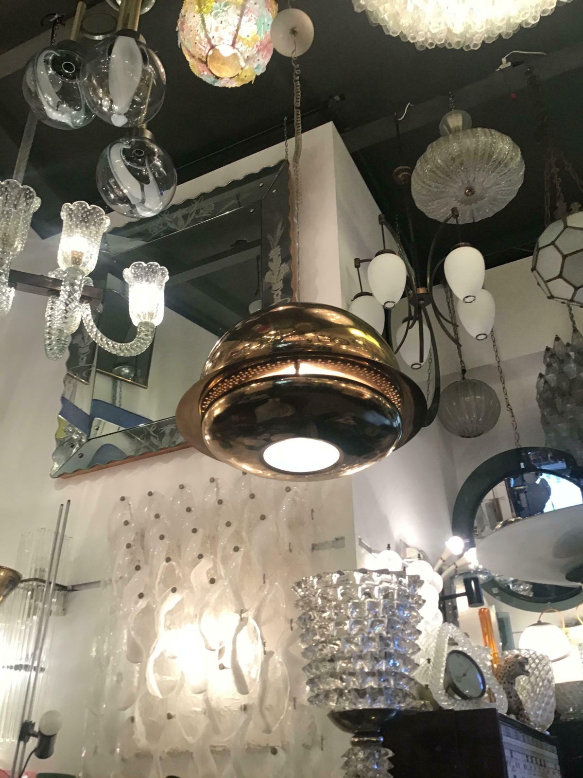 photo furniture Afra And Tobia Scarpa "Flos" " Nictea" Chandelier Brass Glass 1960 Italy