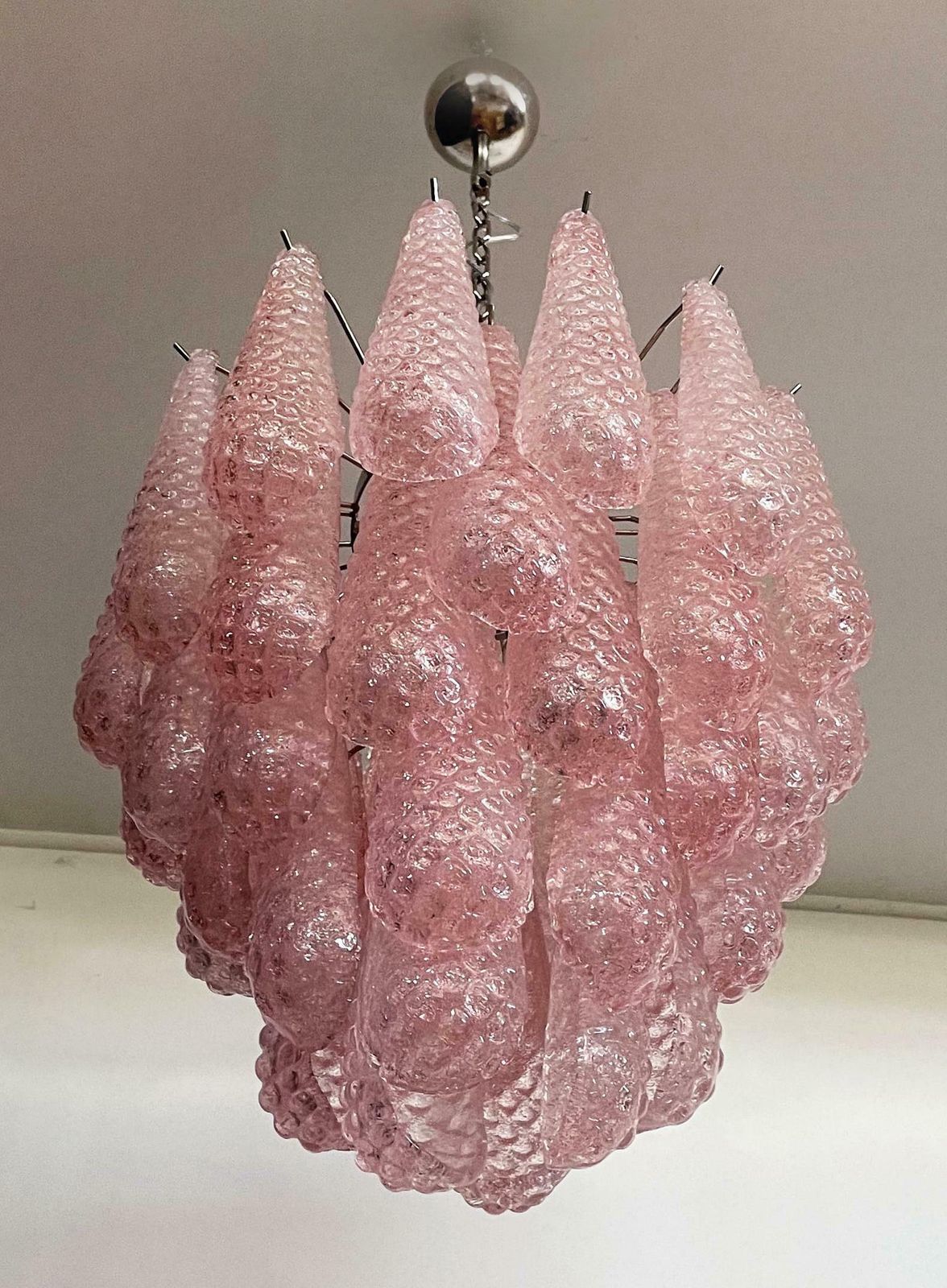 photo vinterior Pair Fabulous Glass Pink Petal Chandeliers, Murano