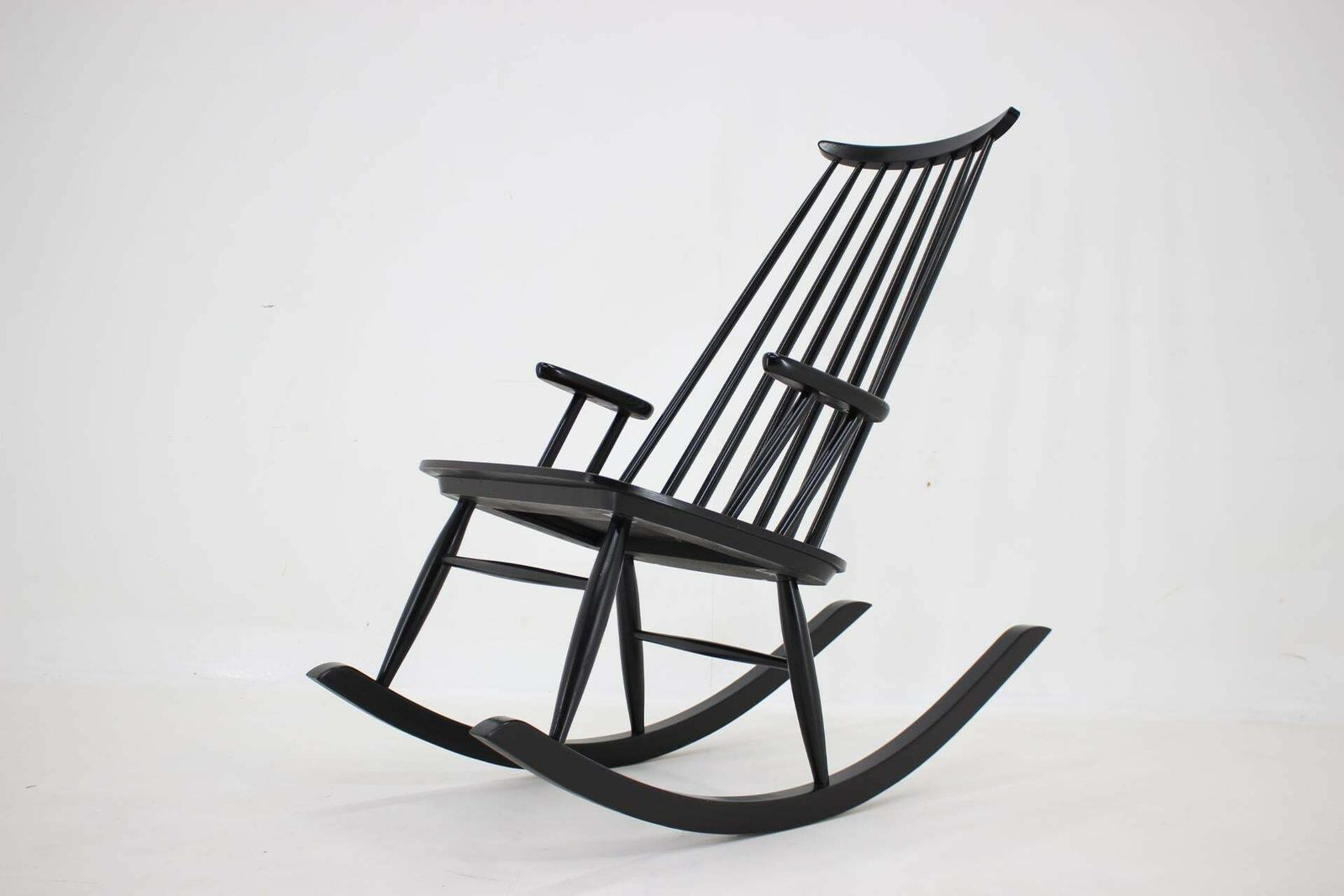 1960s Varjosen Puunjalostus Beech Rocking Chair, Finland photo 789.0