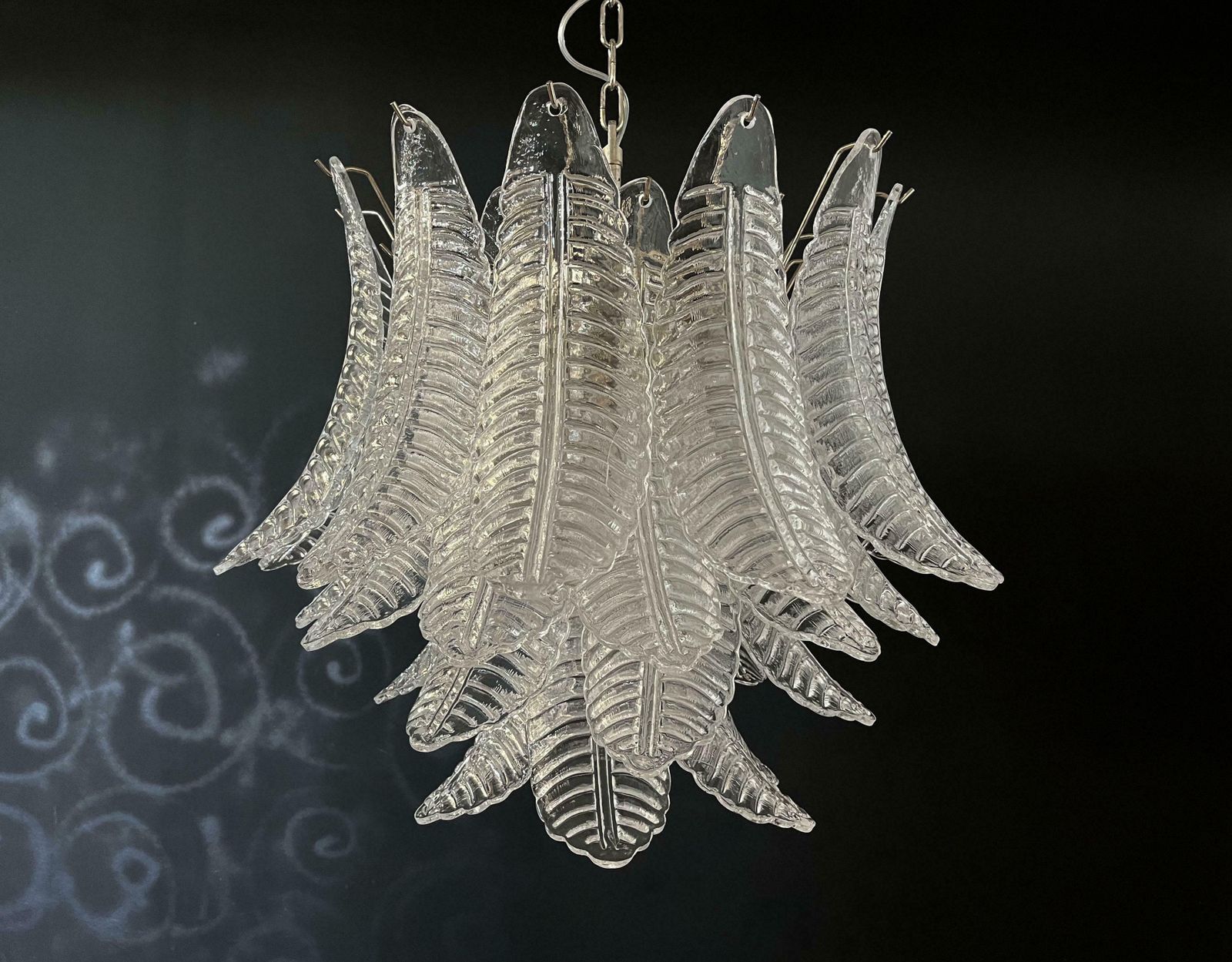 Beautiful Italian Leaves Chandelier Murano photo vinterior
