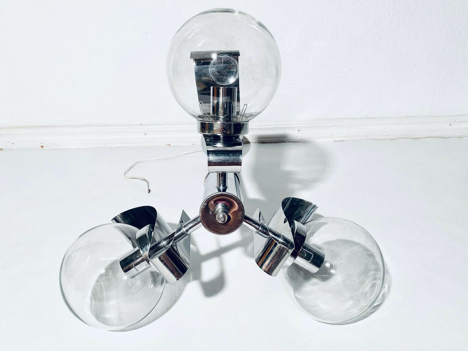 Chrome Bulb Lamp Chandelier / Mid Century Vintage Decor 60s 70s photo vinterior