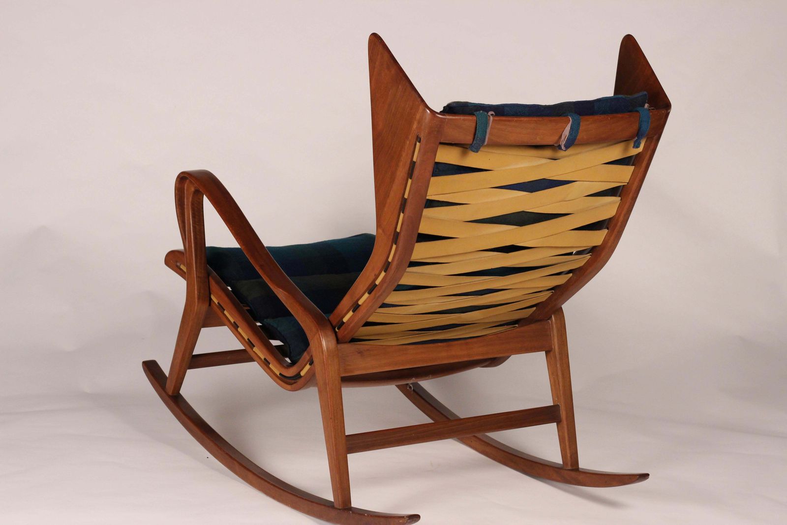 Italian Rocking Chair Model 572 By Cassina photo Furniture