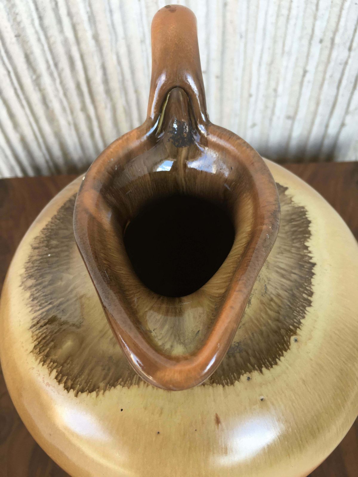 Cruche, pot ou pichet en terre cuite émaillée espagnole, avec anse, XIXe siècle photo Décoration